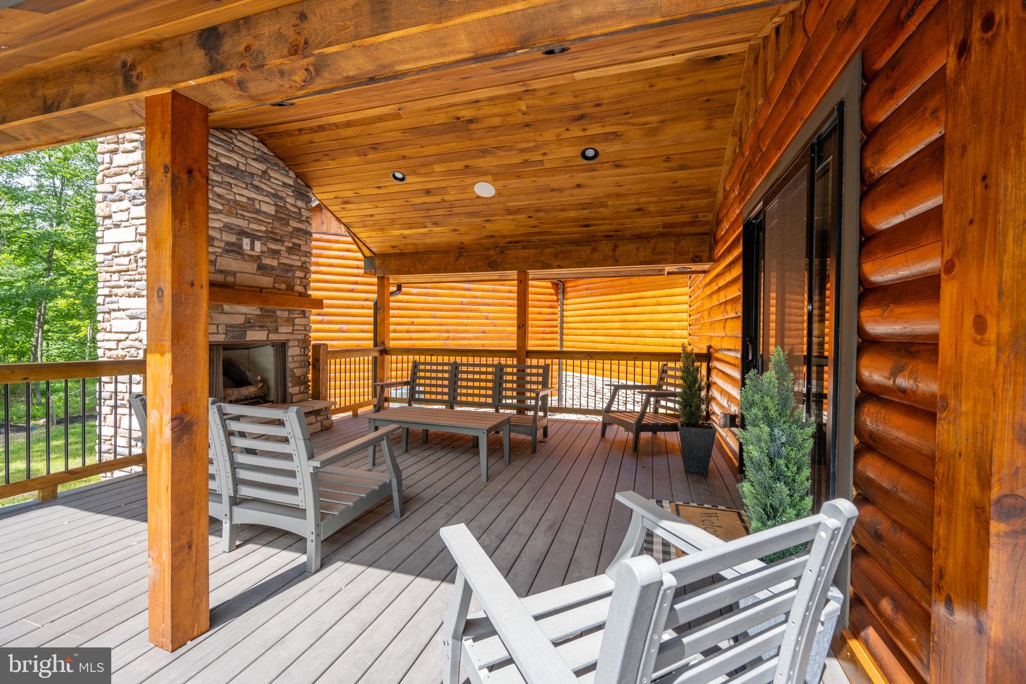 LODESTONE - Residential