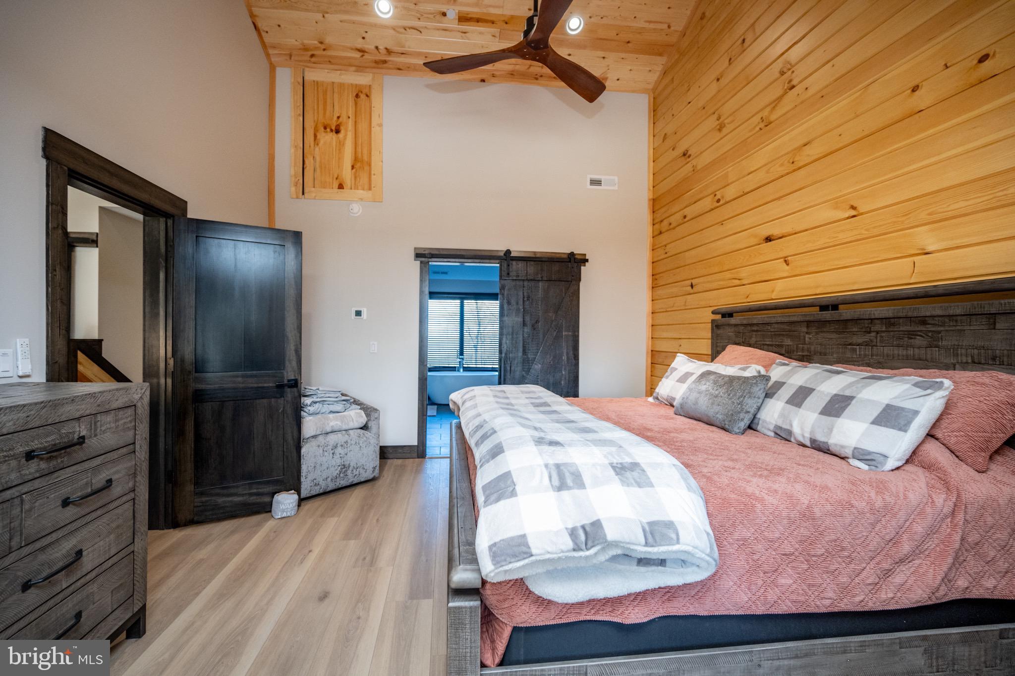 LODESTONE - Residential