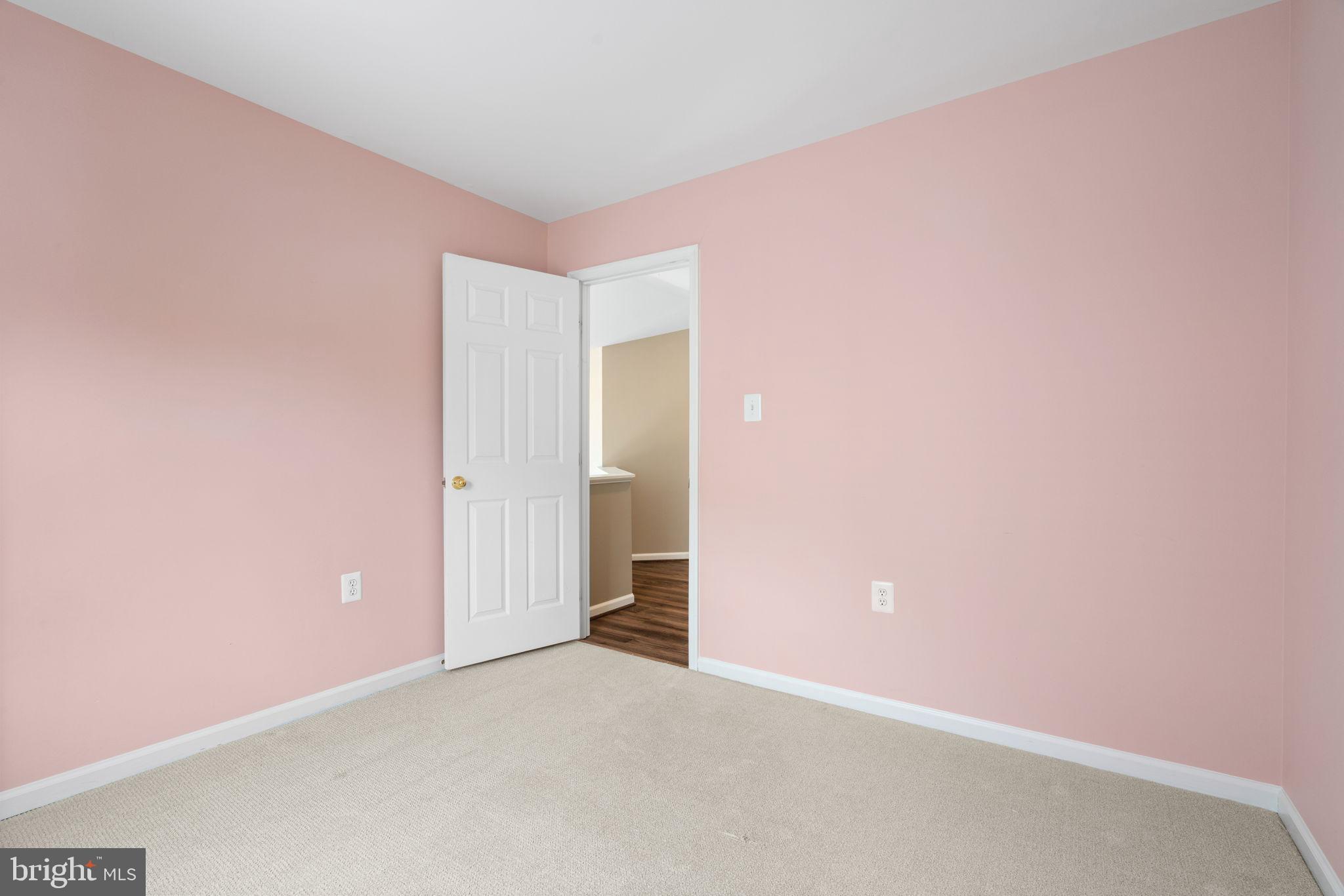 POTOMAC CROSSING - Residential