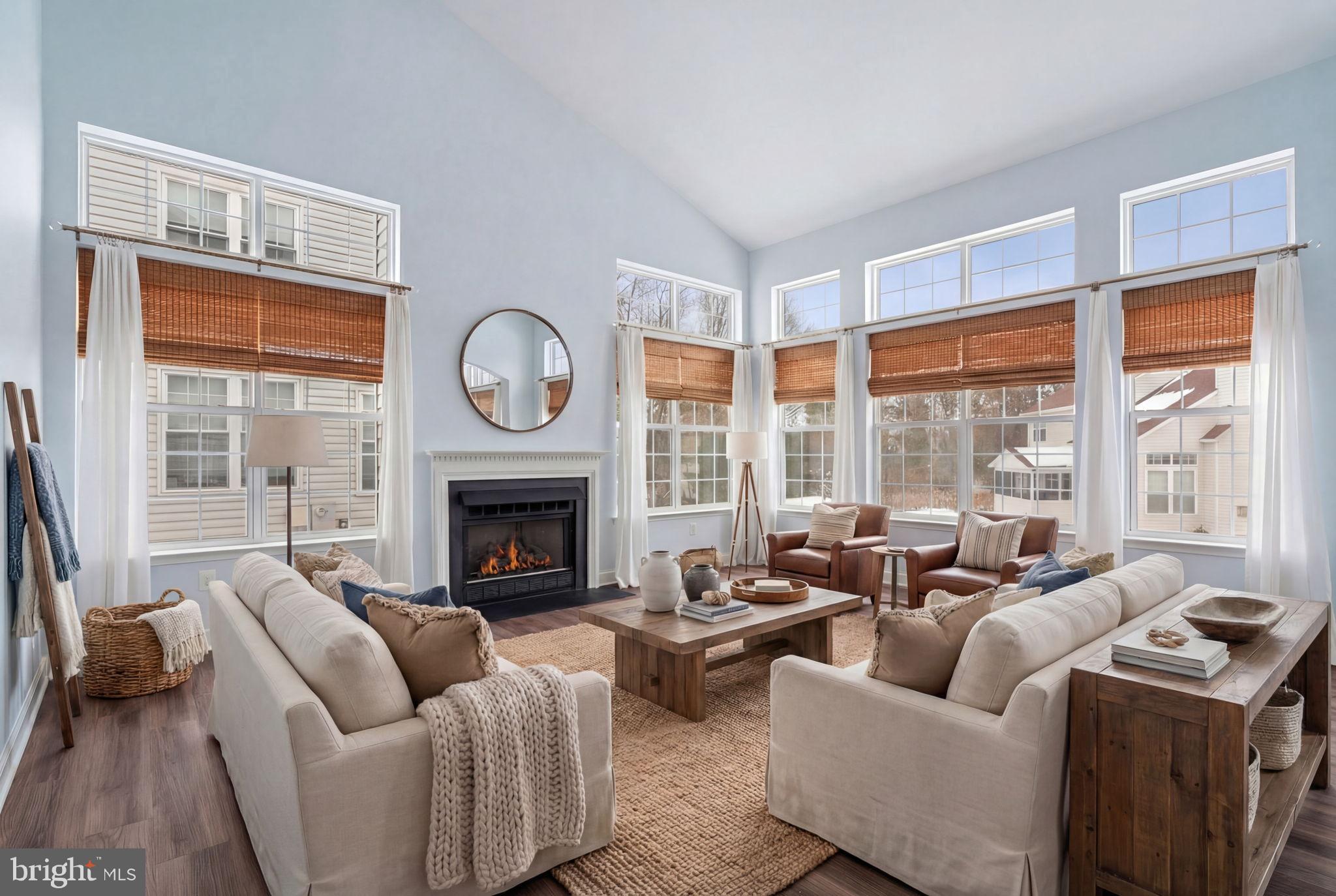 POTOMAC CROSSING - Residential