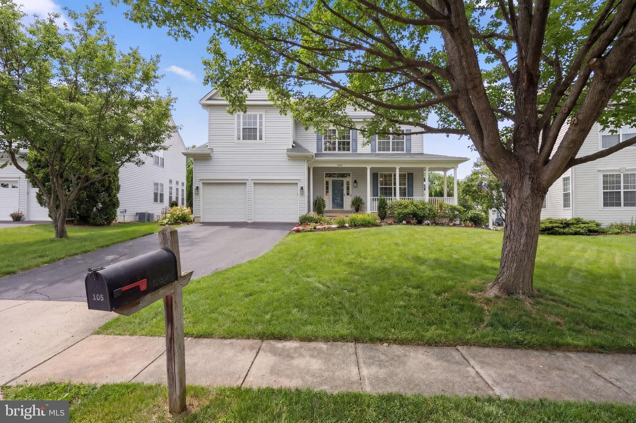 POTOMAC CROSSING - Residential