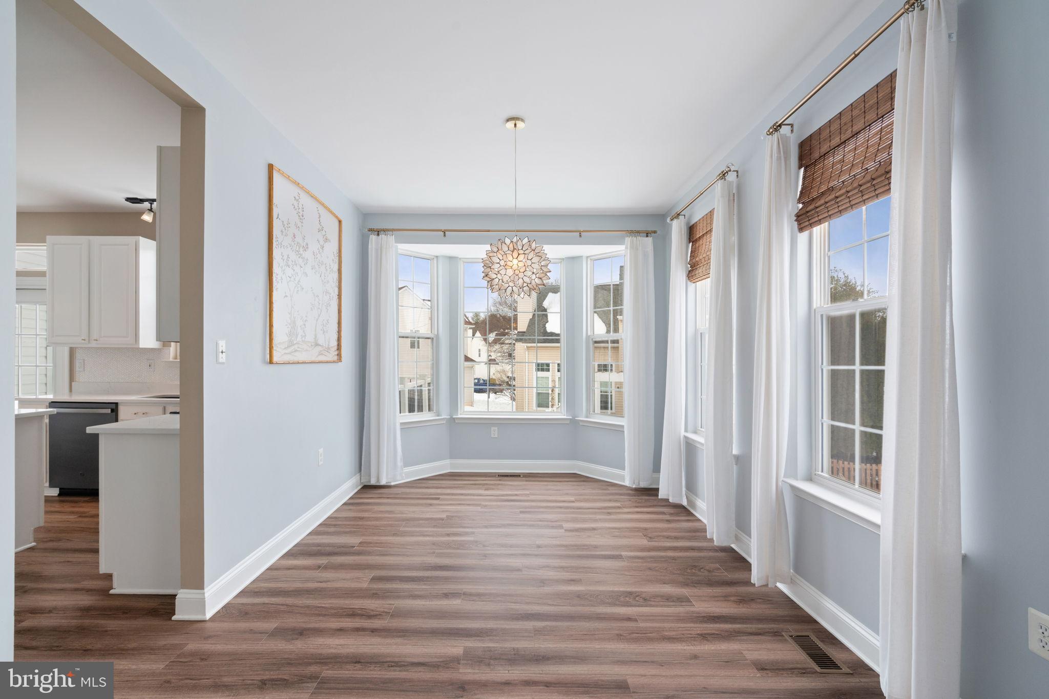 POTOMAC CROSSING - Residential