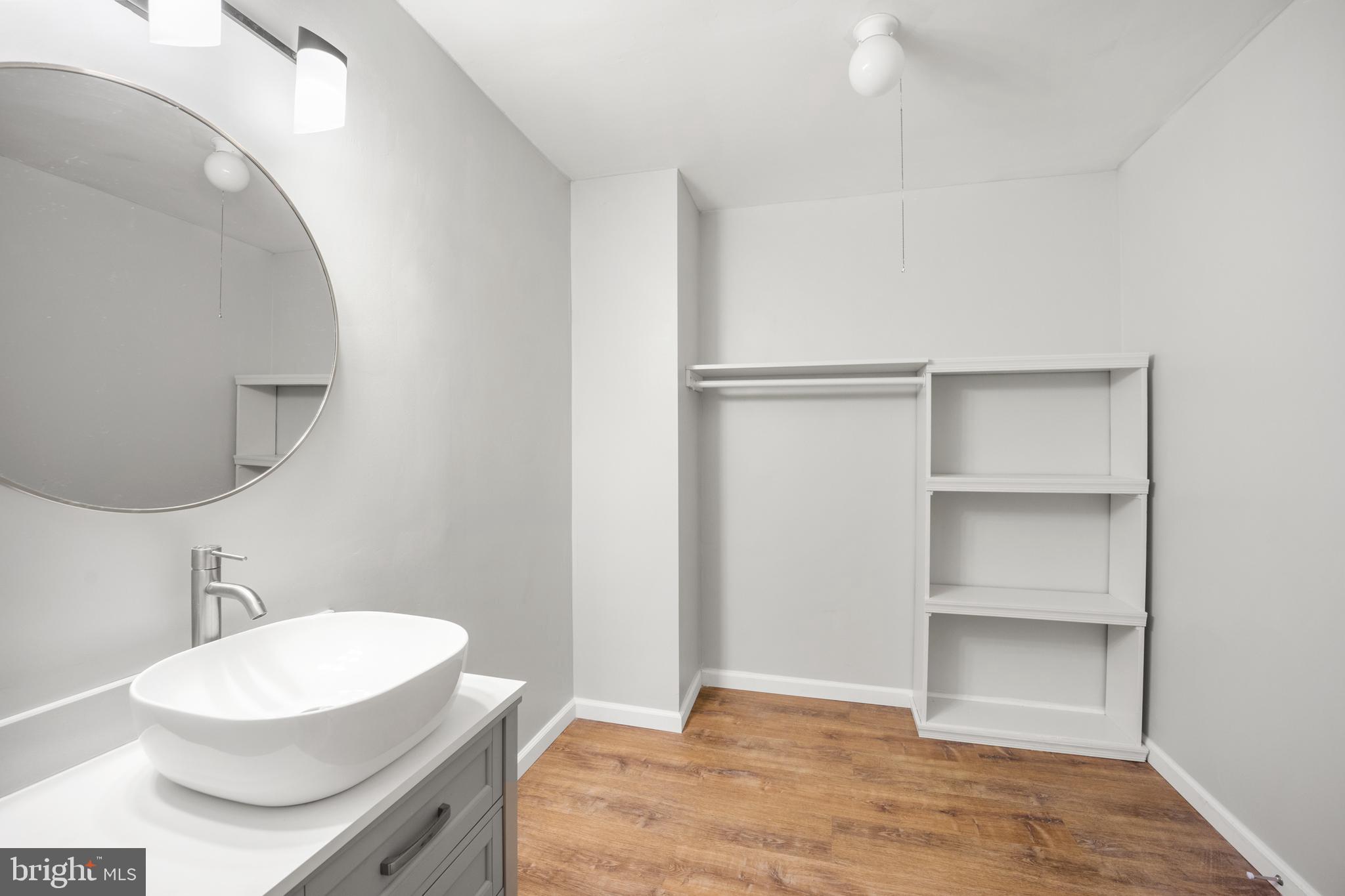 NESHAMINY VALLEY - Residential