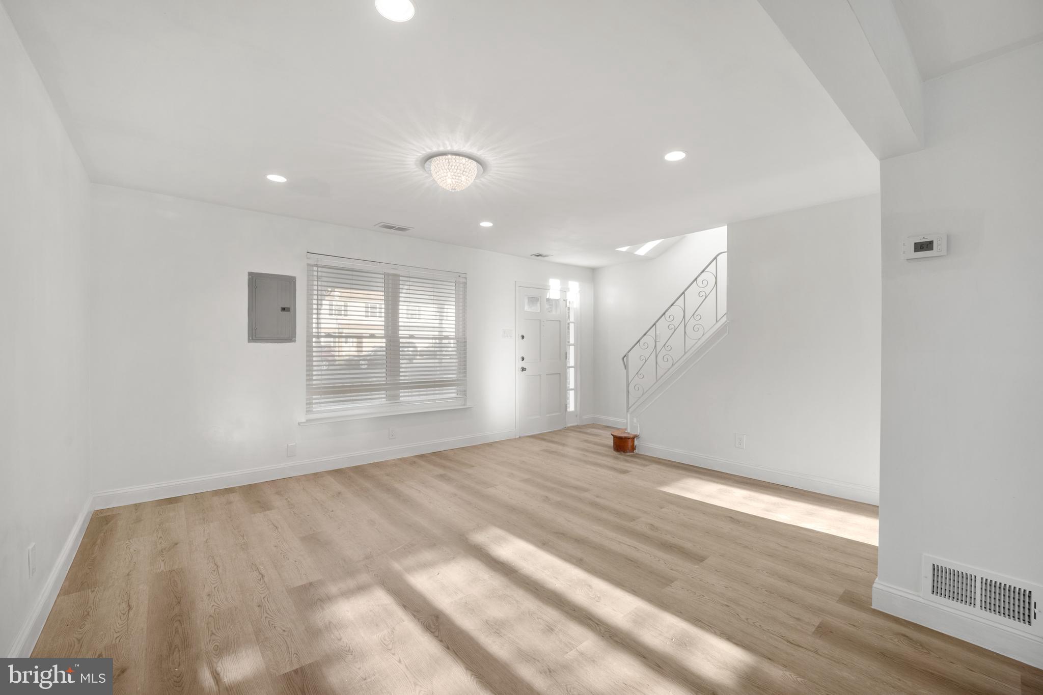 NESHAMINY VALLEY - Residential