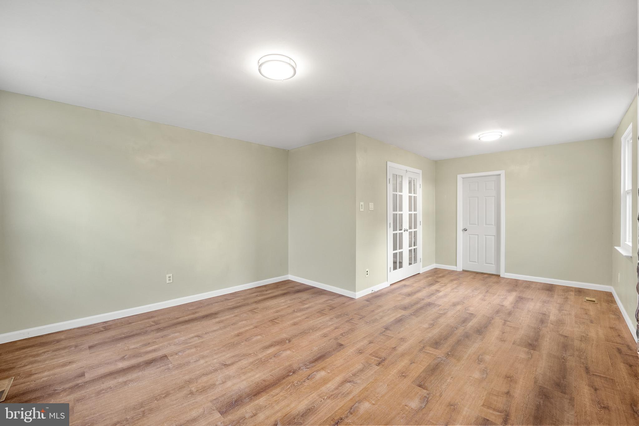 NESHAMINY VALLEY - Residential