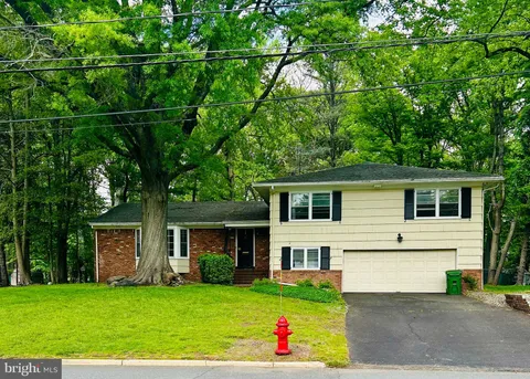 27 Clive Hills Road, Edison, NJ 08820 - MLS#: NJMX2009260