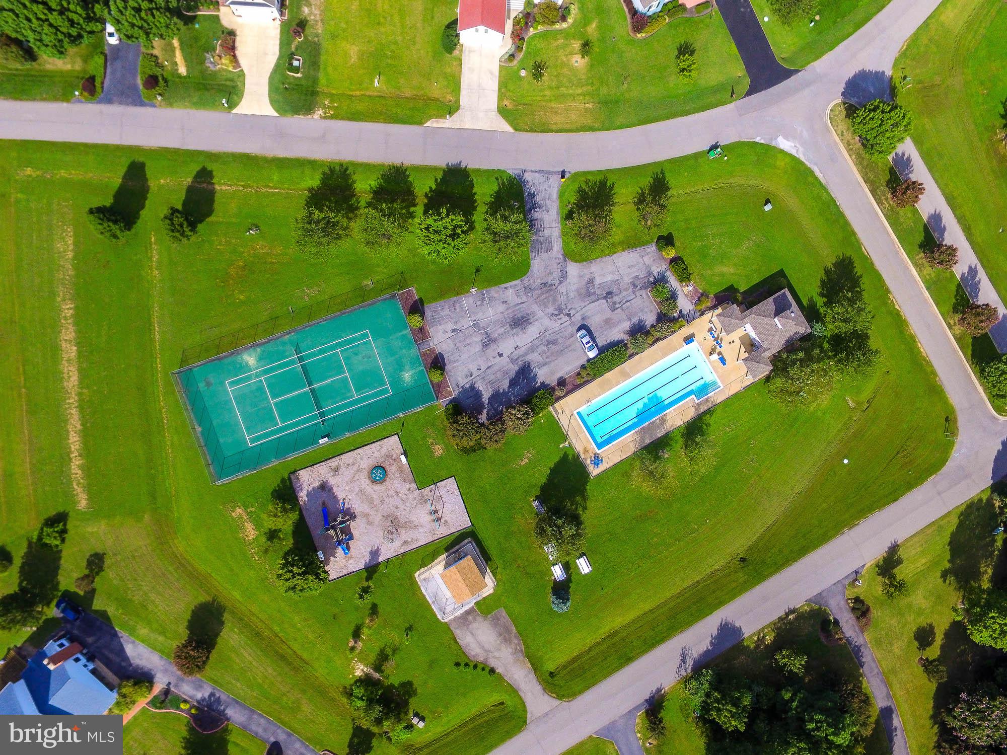 LANDINGS AT PINEY POINT - Residential