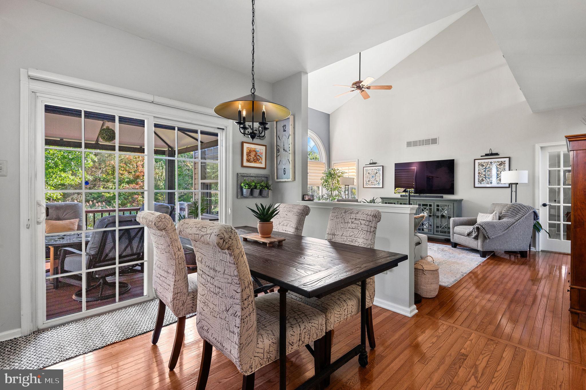 ARBOR RIDGE - Residential