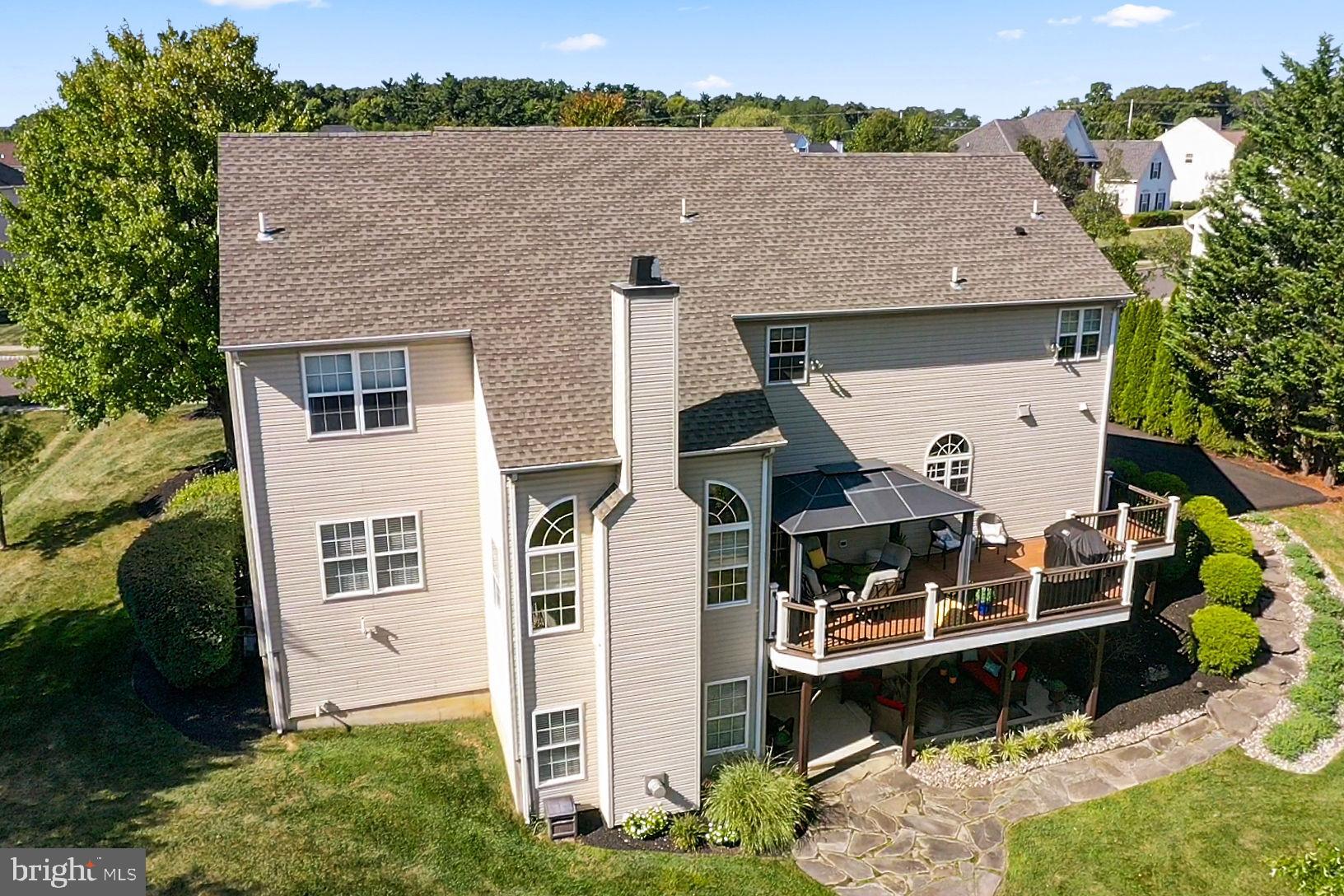 ARBOR RIDGE - Residential