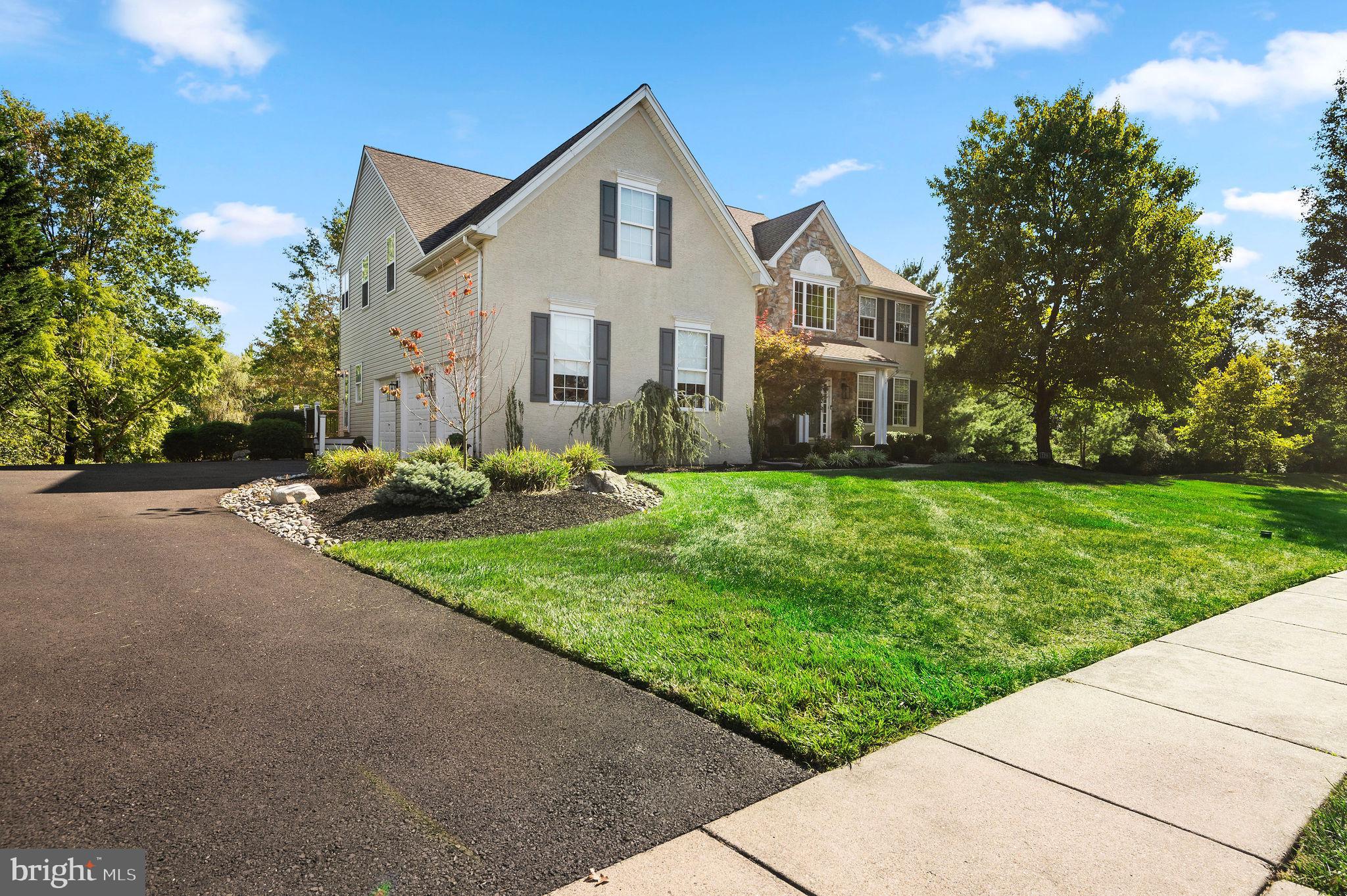 ARBOR RIDGE - Residential