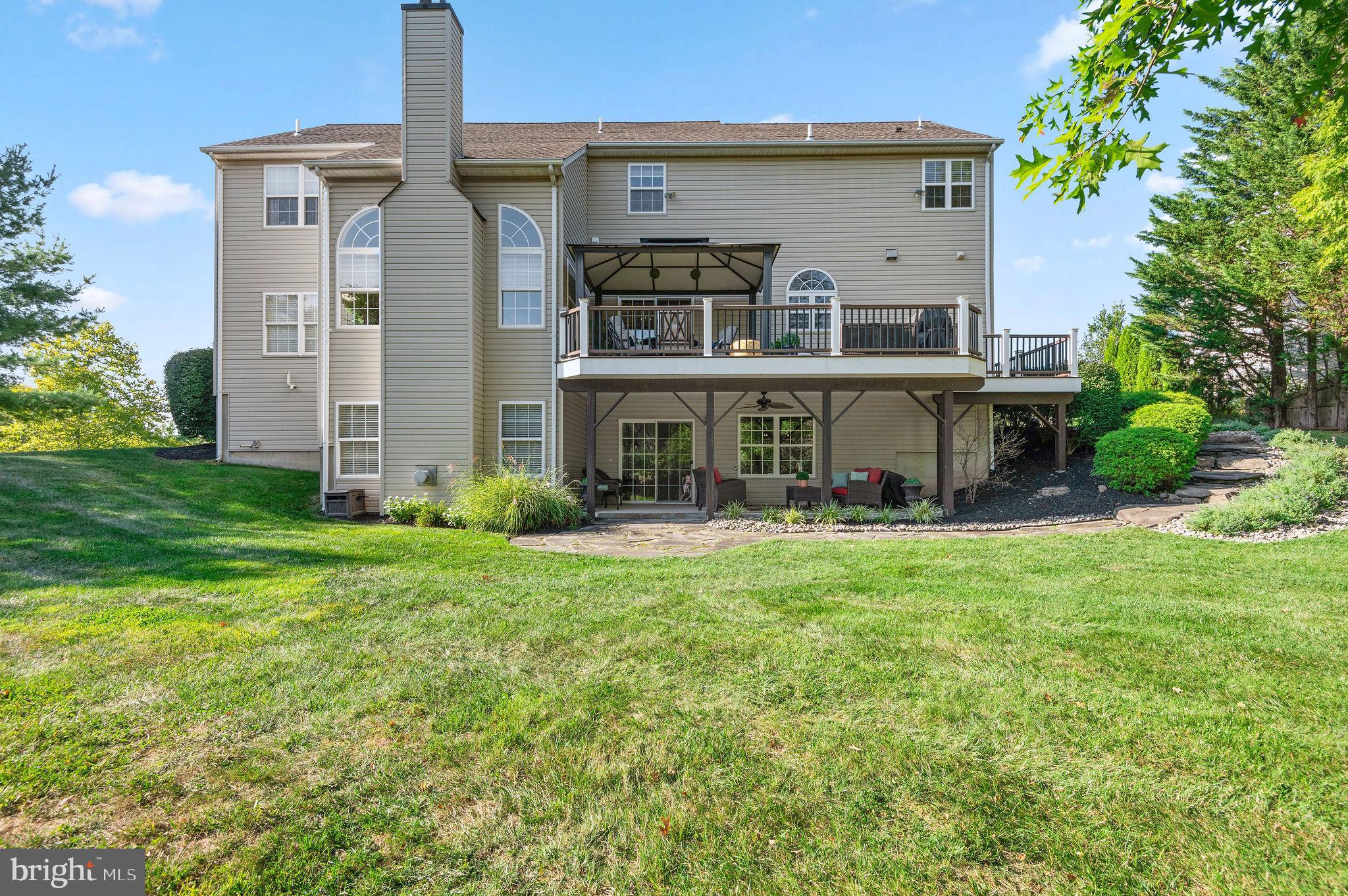 ARBOR RIDGE - Residential