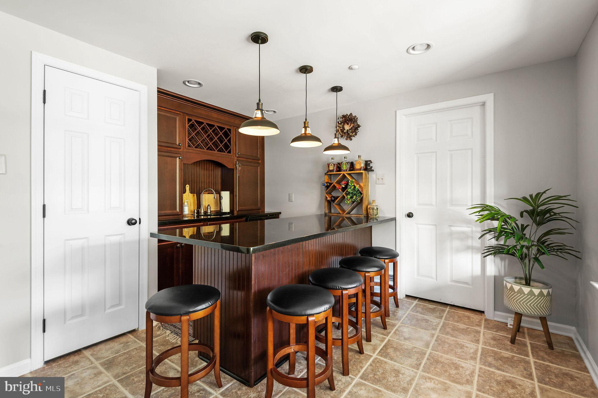 ARBOR RIDGE - Residential