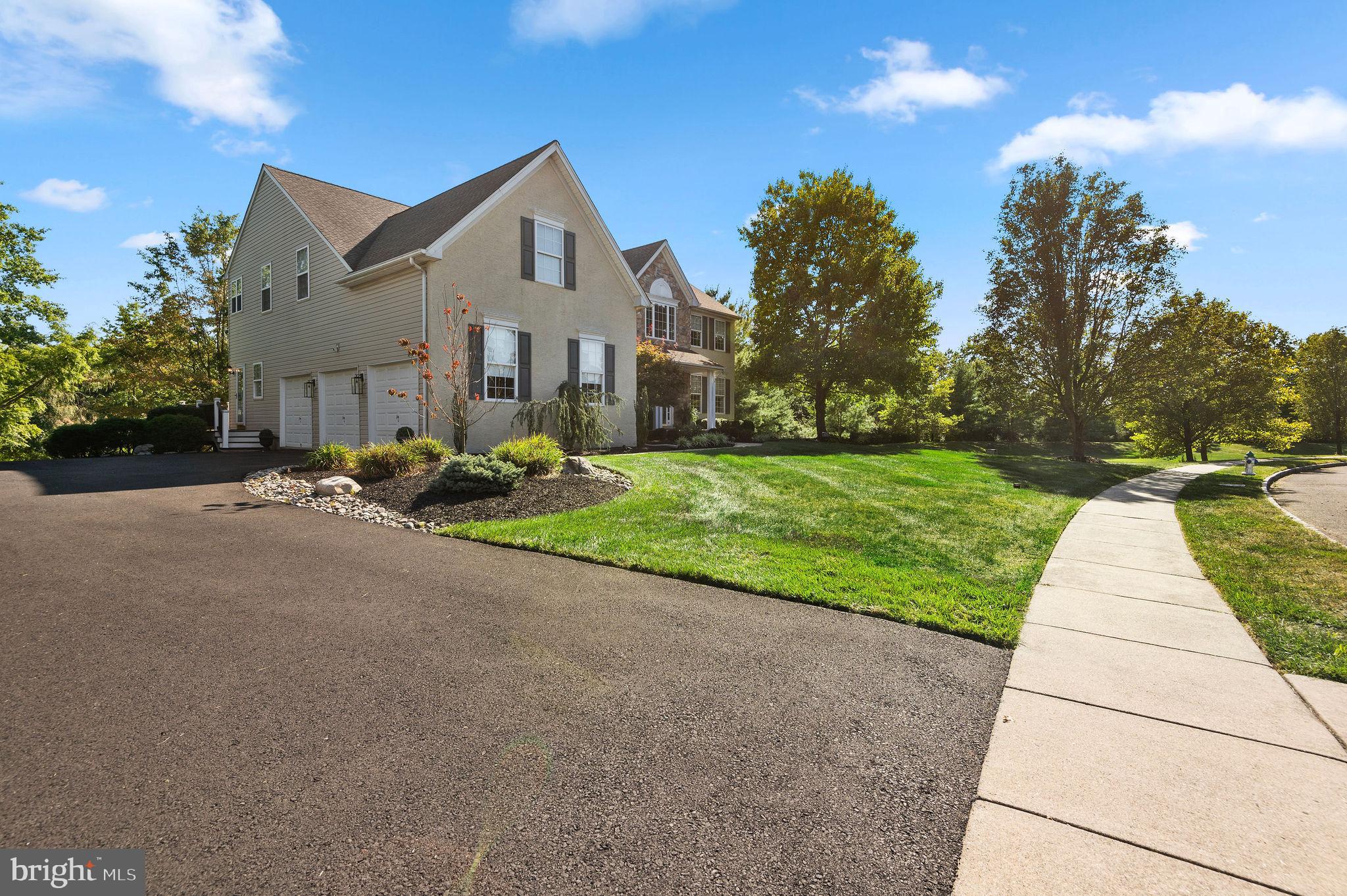 ARBOR RIDGE - Residential