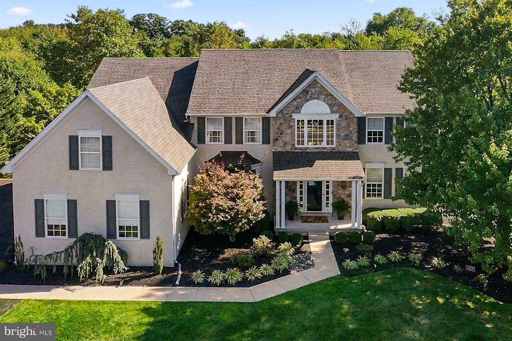 ARBOR RIDGE - Residential