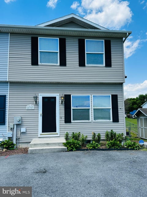 Townhouse For Sale - 8757 Kings Road<br/> WAYNESBORO, PA 17268
