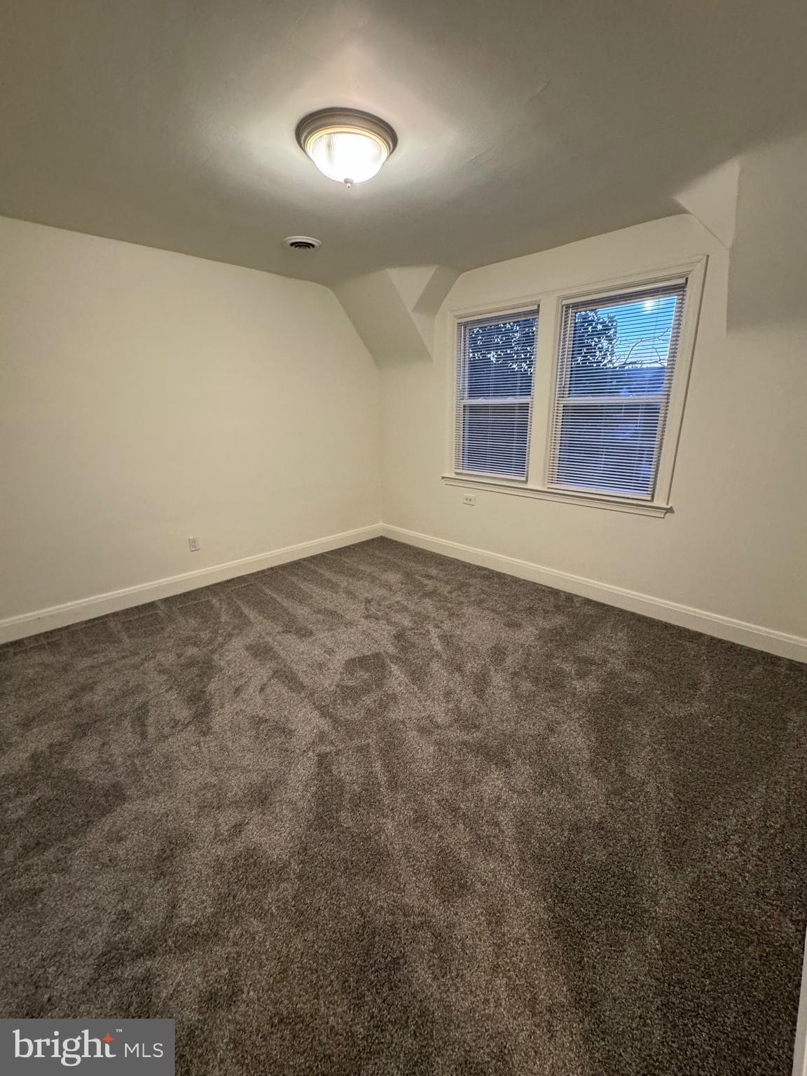 DUNDALK - Residential Lease