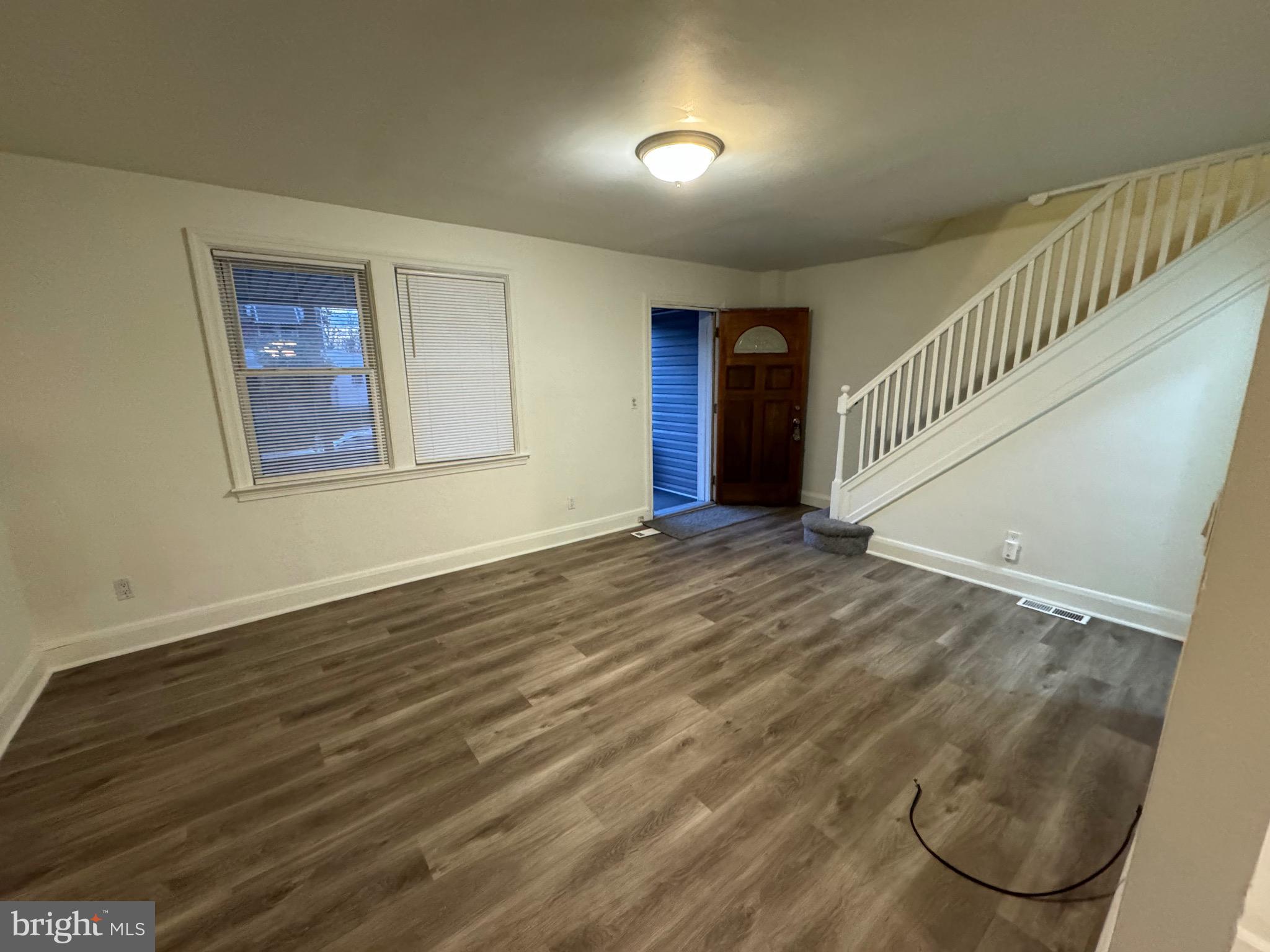 DUNDALK - Residential Lease