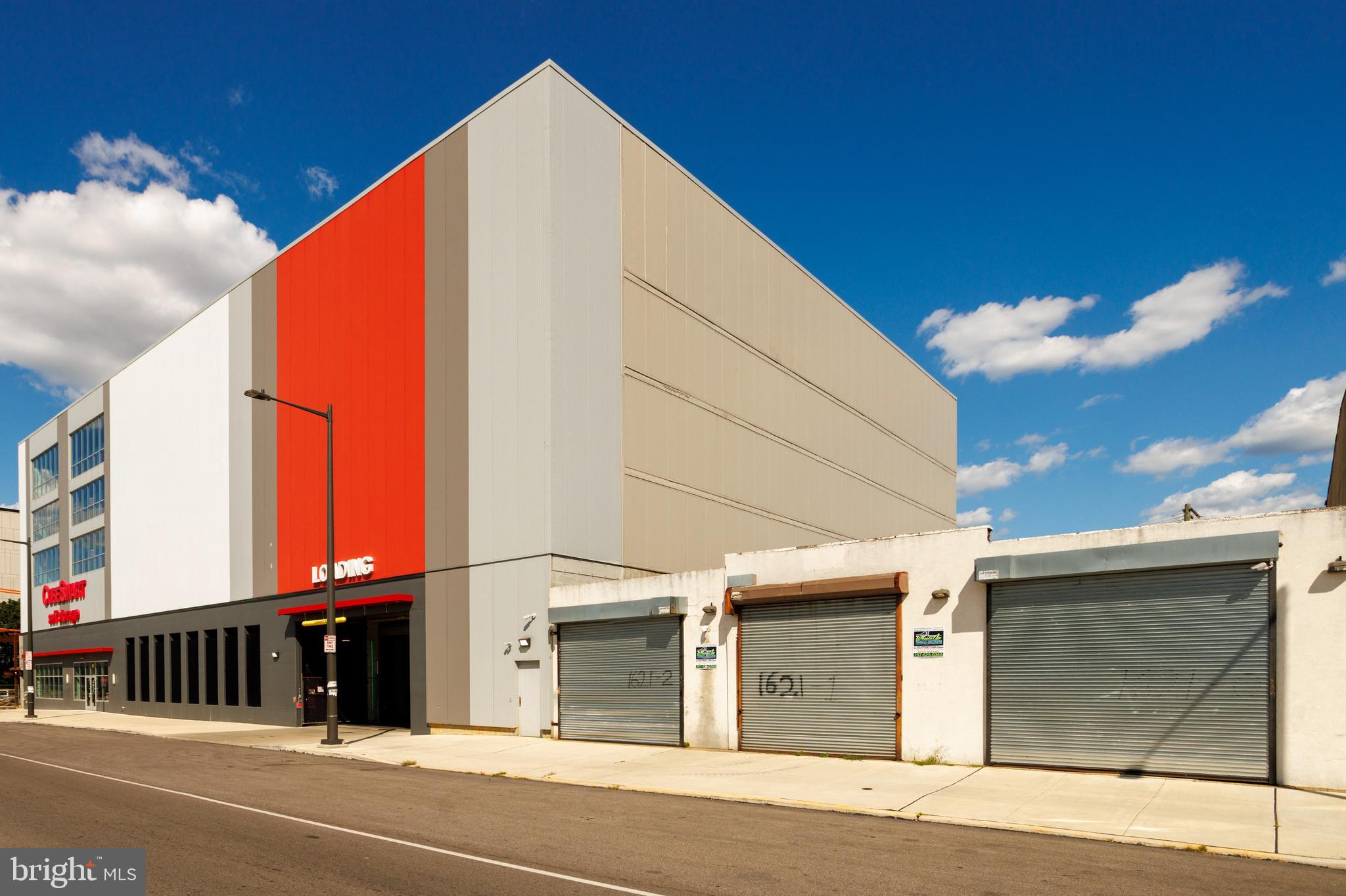 FISHTOWN - Commercial Sale