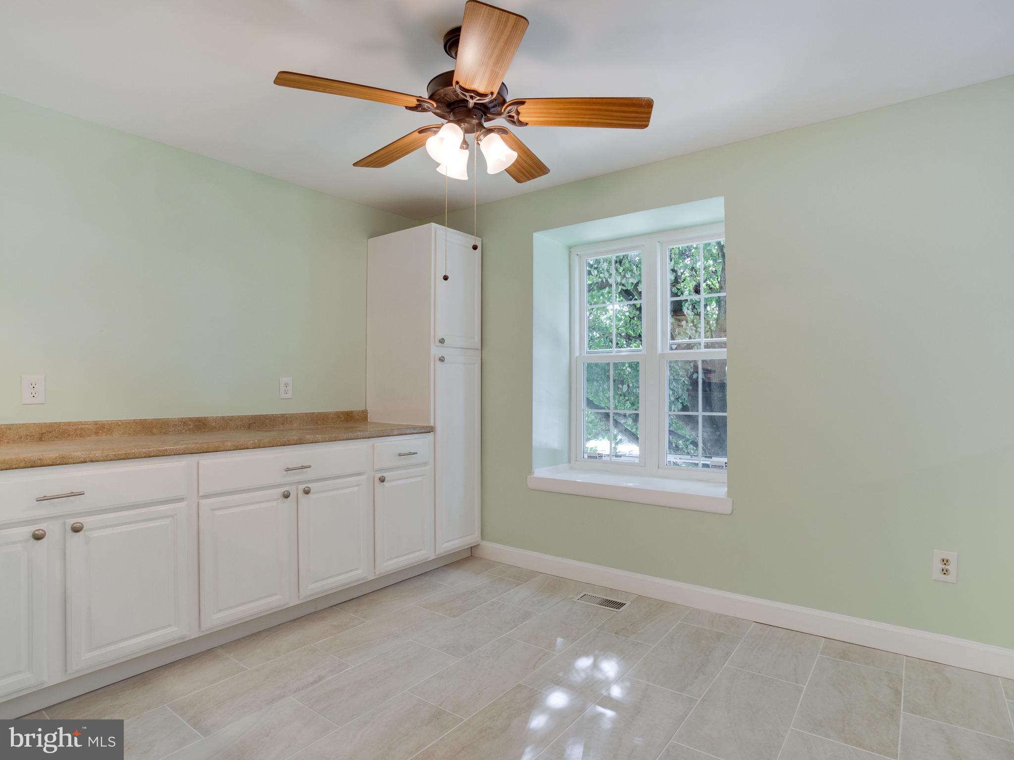 CHARING CROSS - Residential Lease