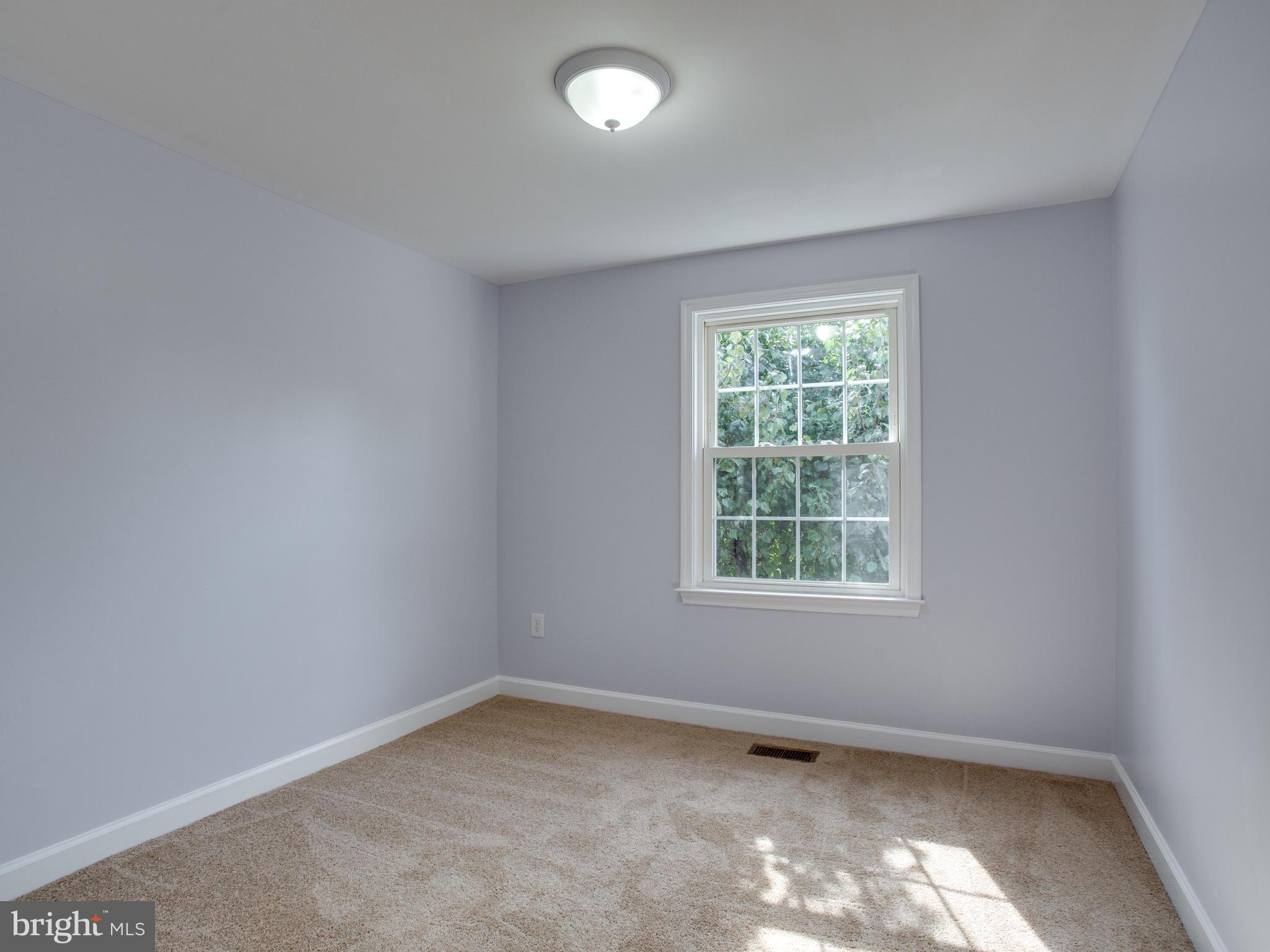 CHARING CROSS - Residential Lease