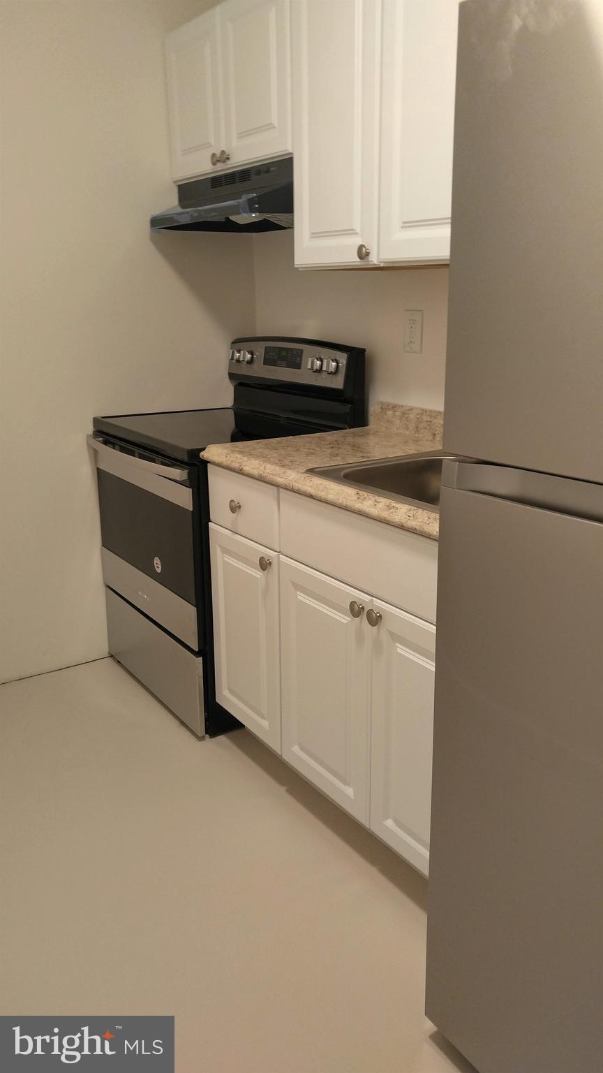 CHARING CROSS - Residential Lease