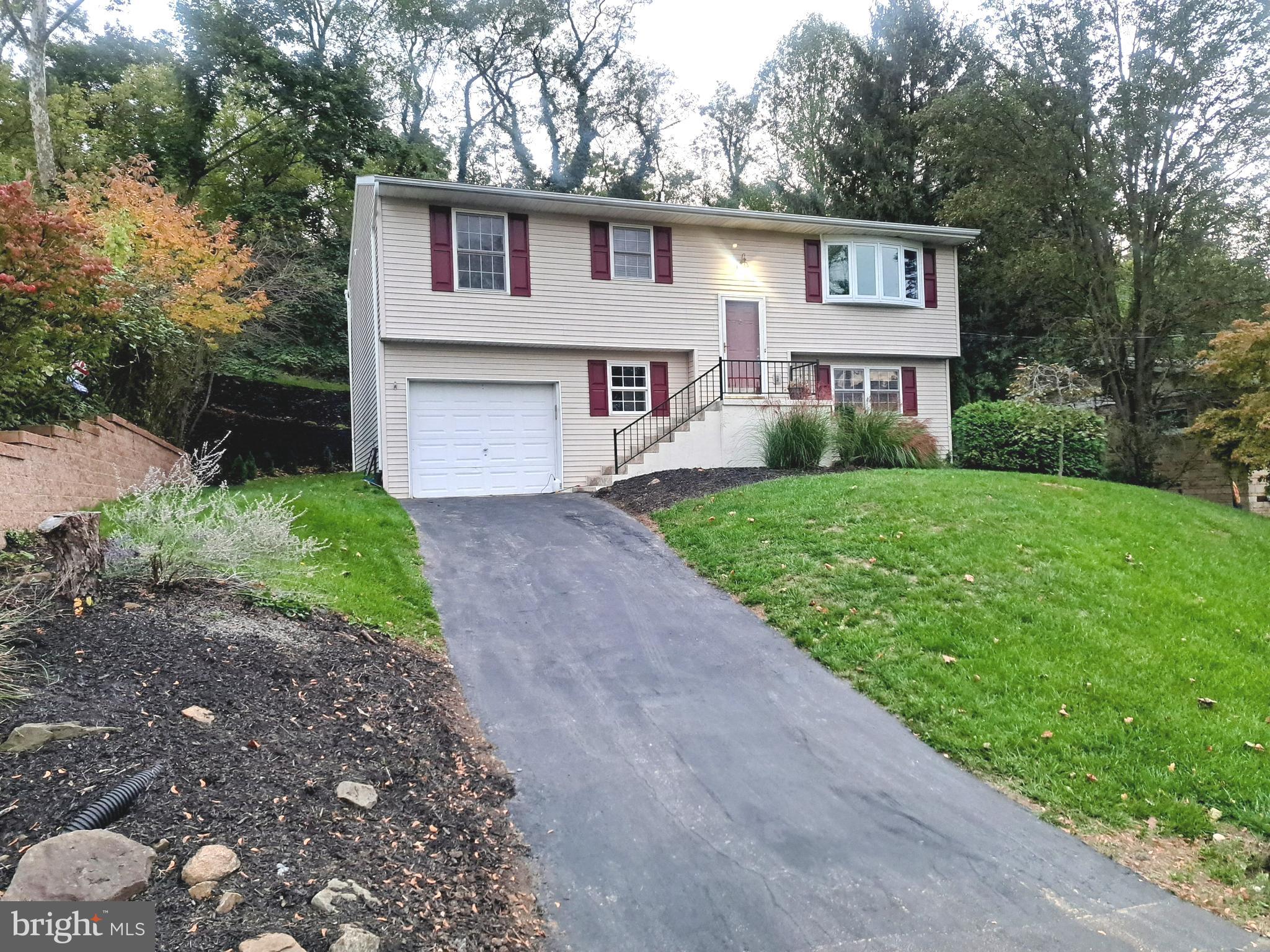 CHERRY HILL - Residential