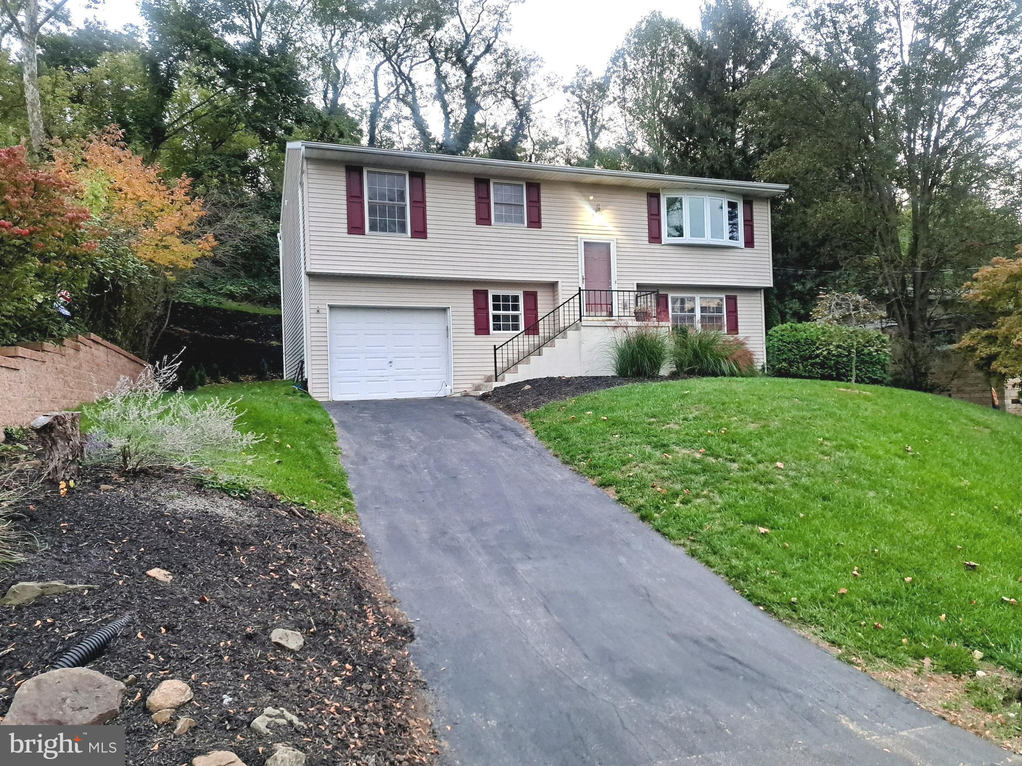 CHERRY HILL - Residential