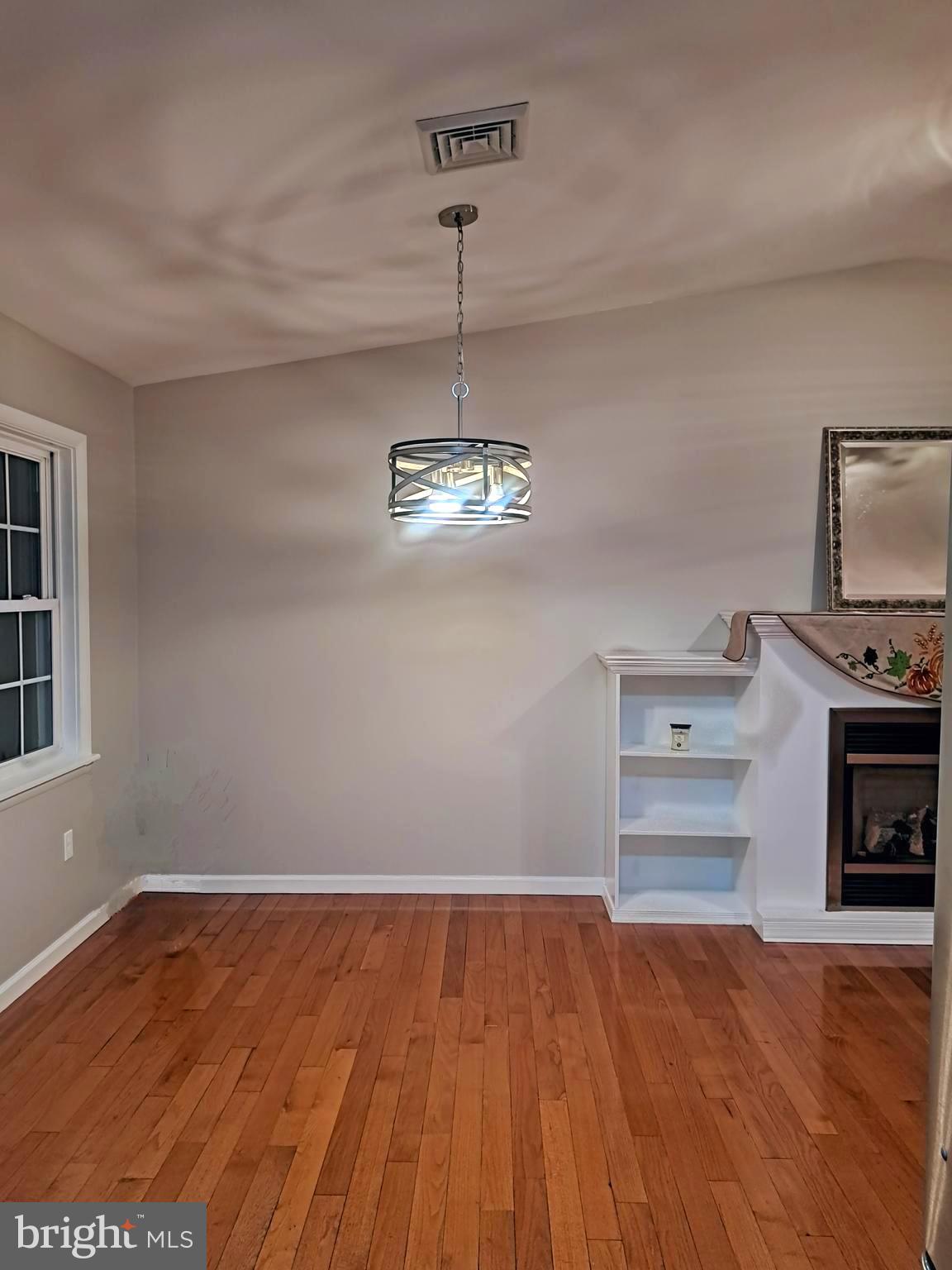 CHERRY HILL - Residential