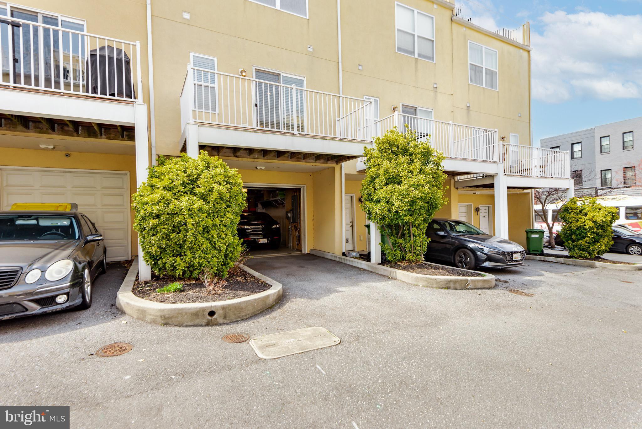 BUTCHER'S HILL - Residential