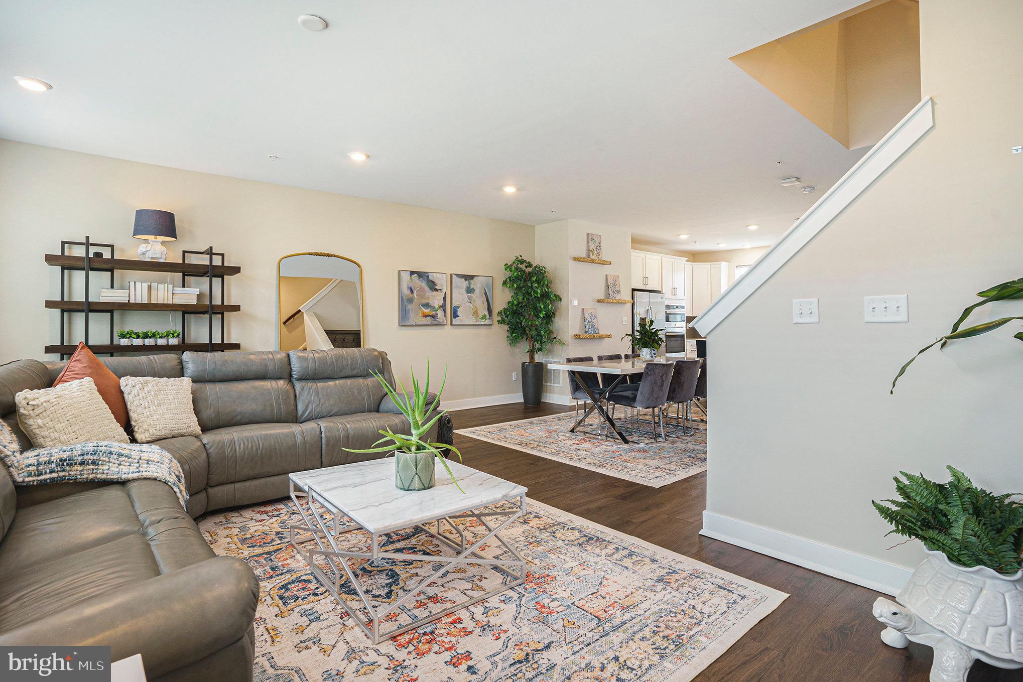 218 RED LEAF LANE