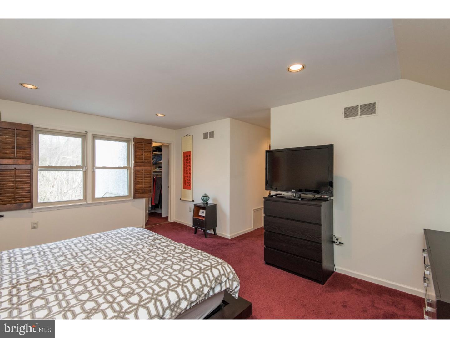 INDIAN CREEK - Residential