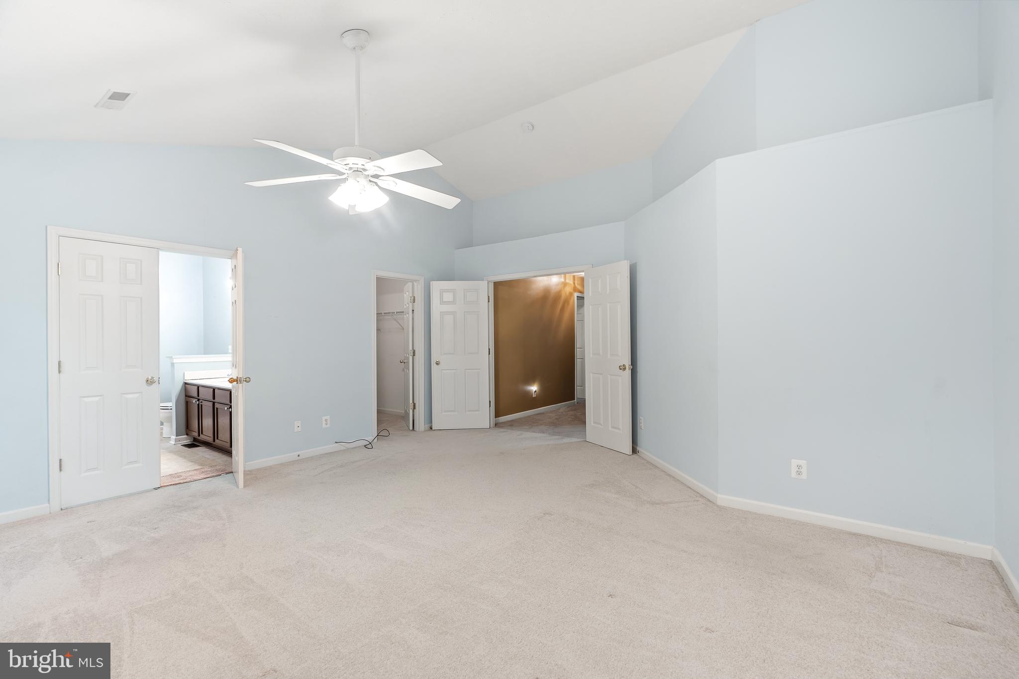 CLUB AT PATRIOTS GLEN - Residential