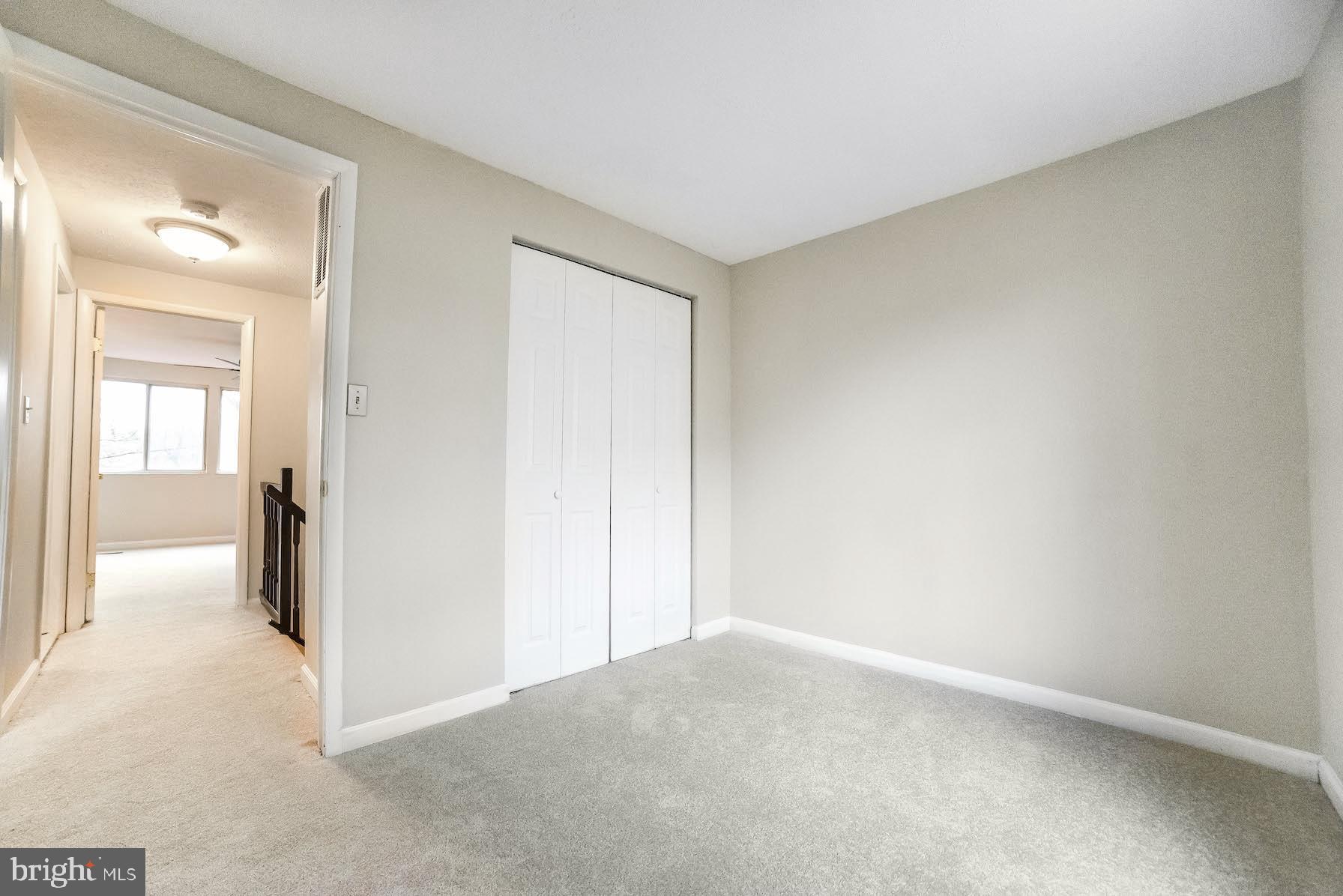 WOODS EDGE TOWNHOME CONDOMINIUMS - Residential