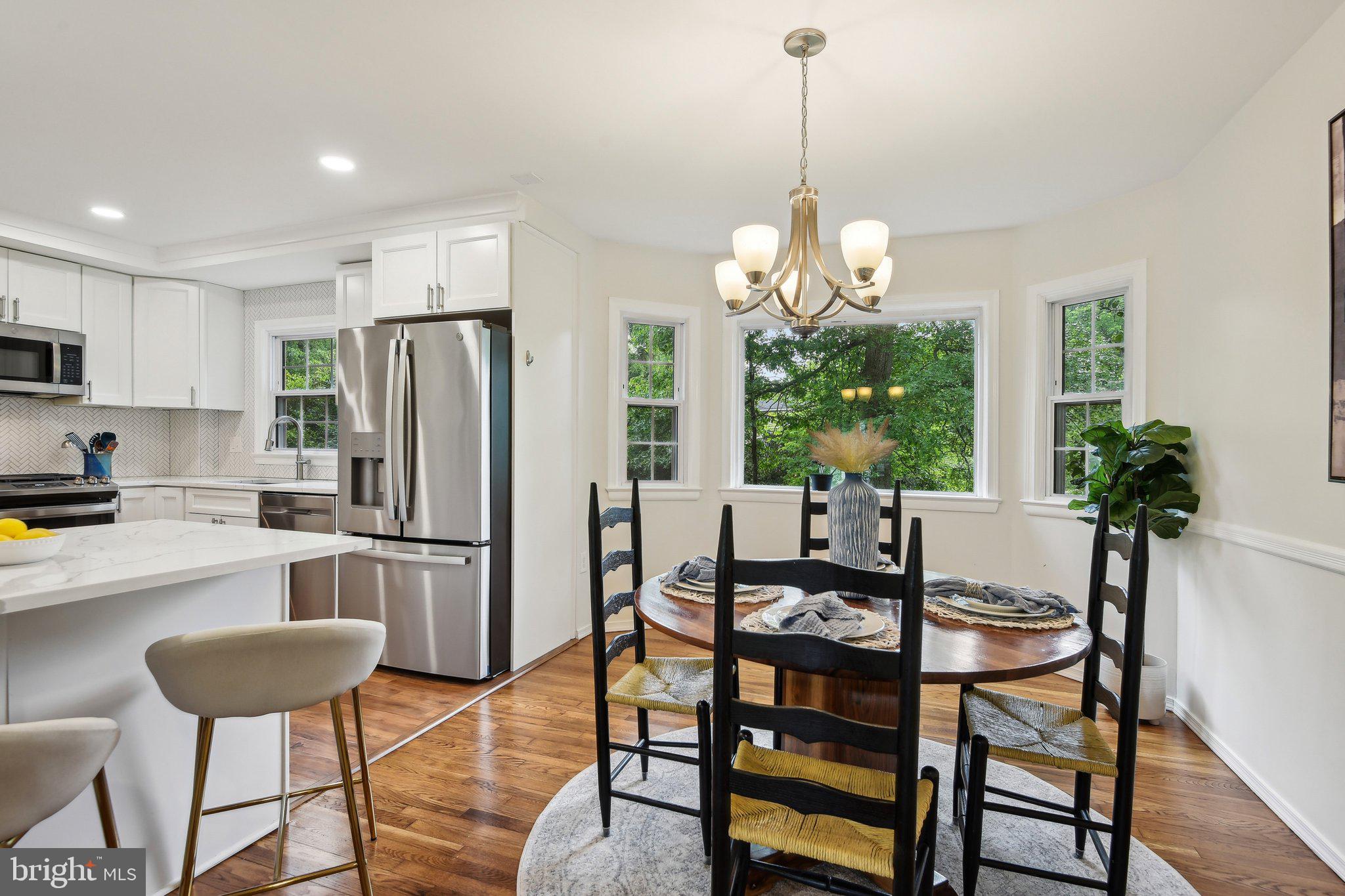 STRATFORD - Residential