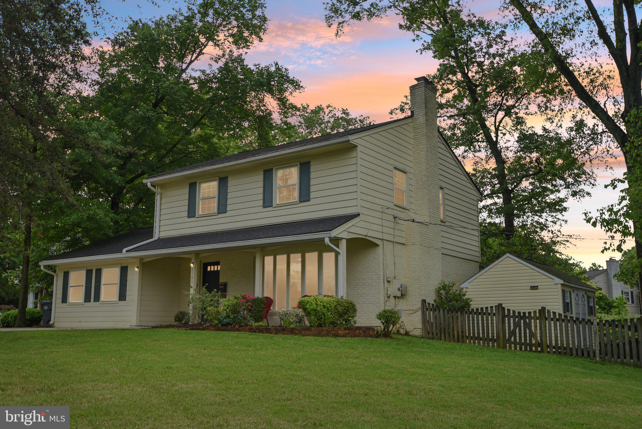 STRATFORD - Residential