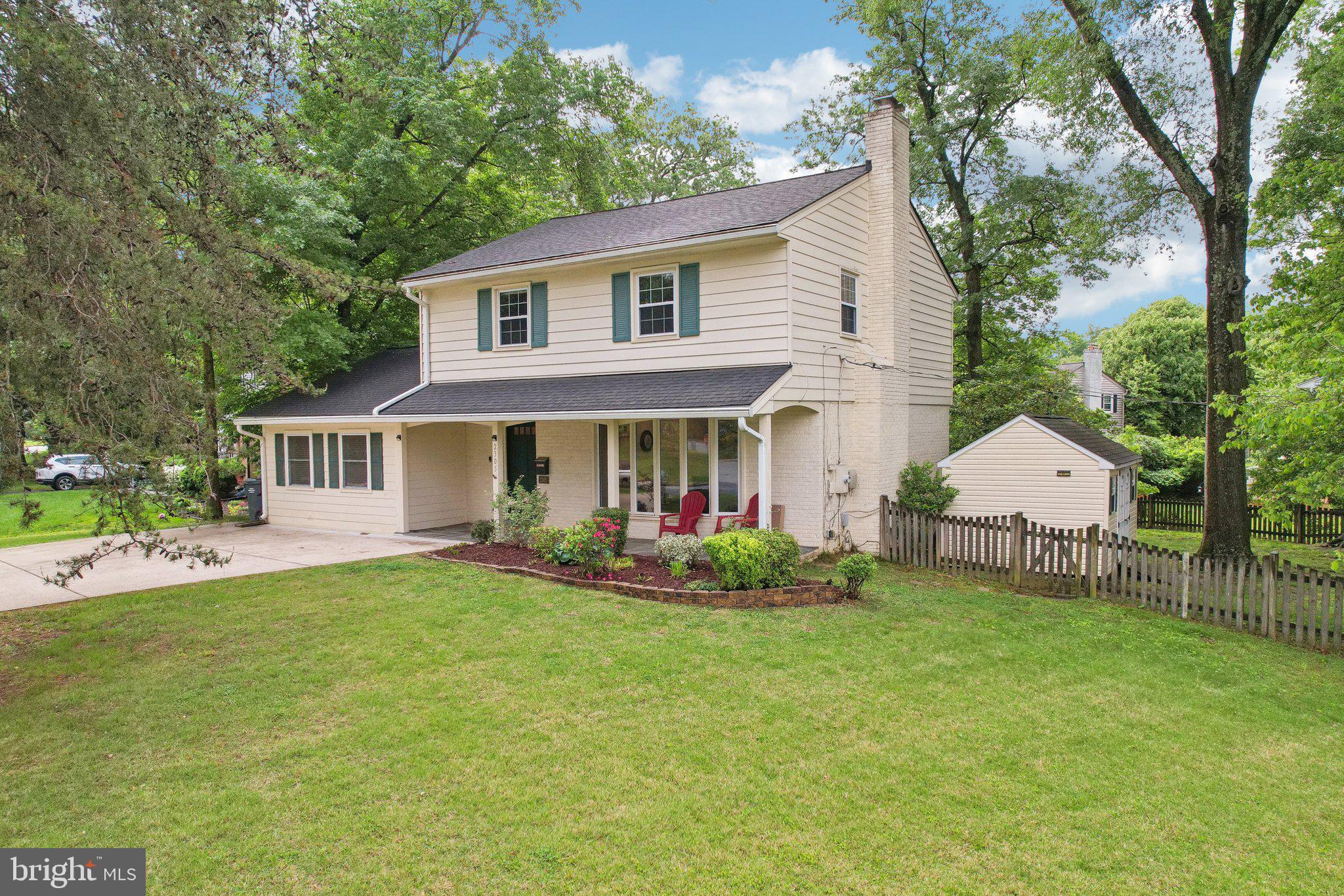 STRATFORD - Residential