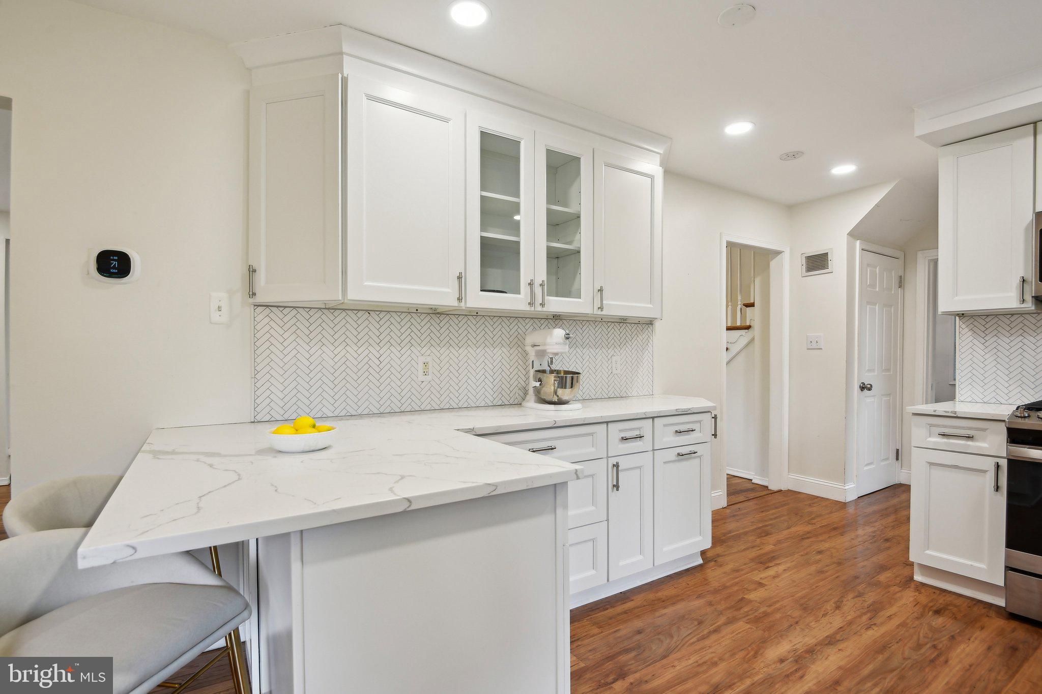 STRATFORD - Residential