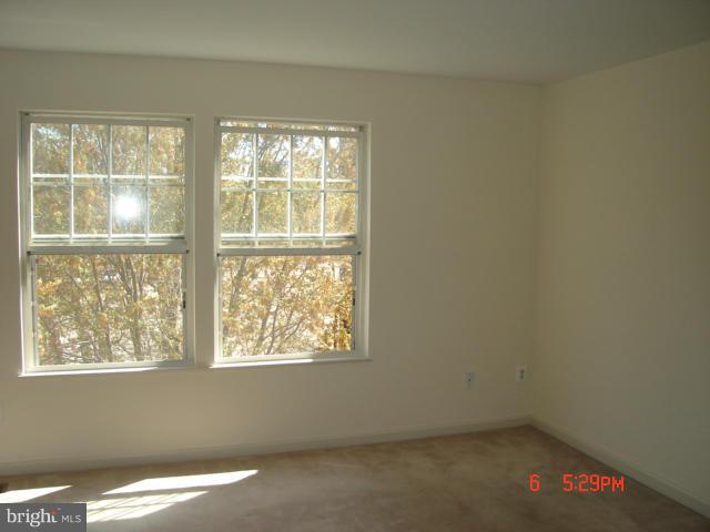 OLD BRIDGE ESTATES - Residential Lease