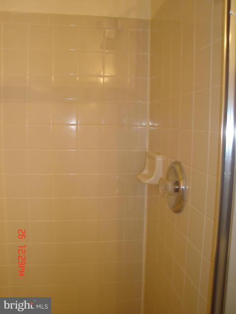 OLD BRIDGE ESTATES - Residential Lease