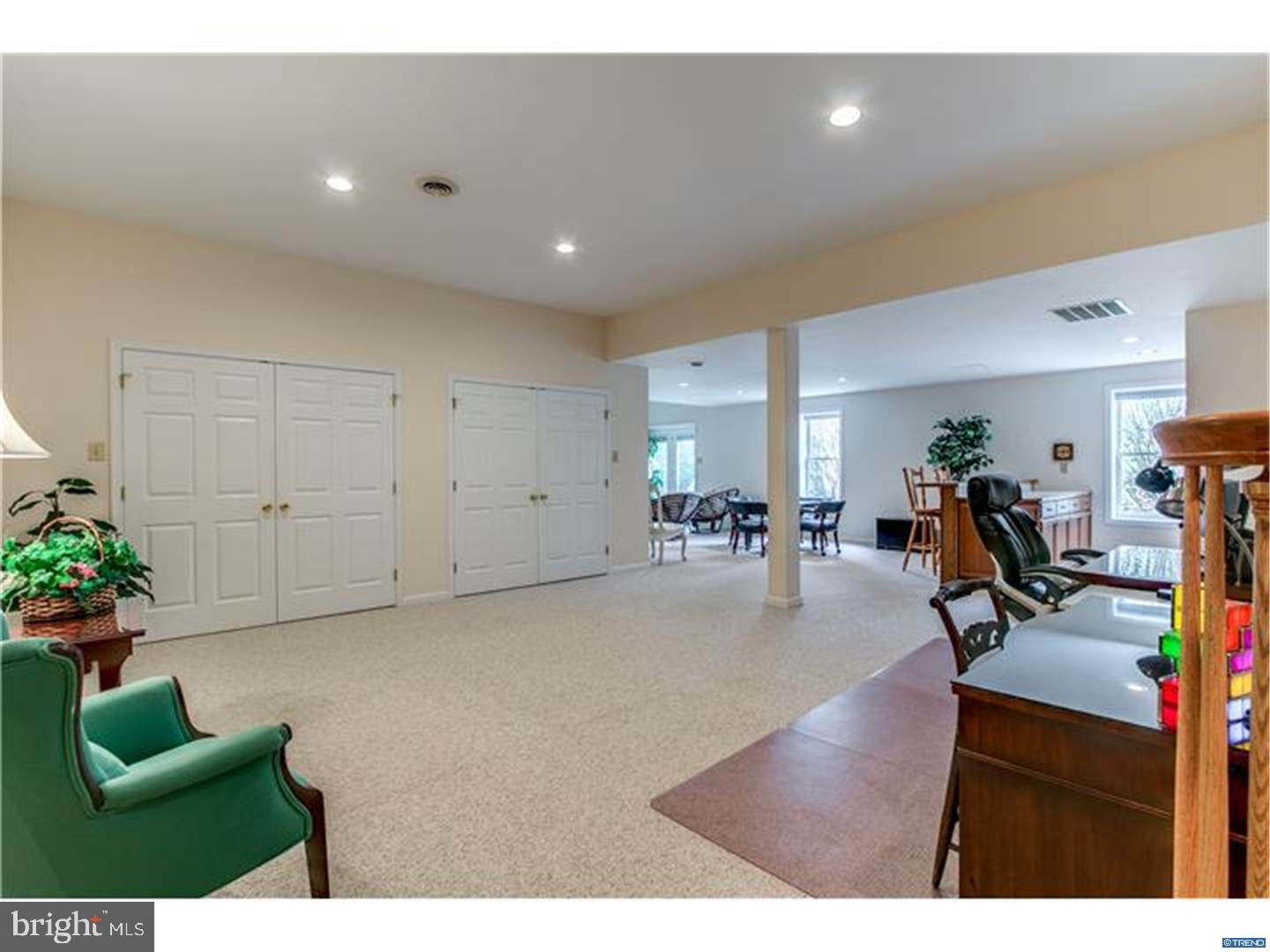 CROSSING AT BUCKTO - Residential