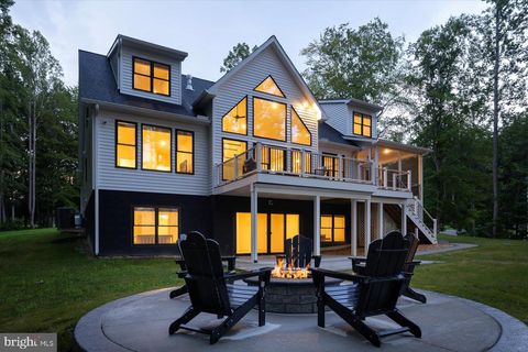 Homes For Sale - 764 Noahs Landing Drive<br/> BUMPASS, VA 23024