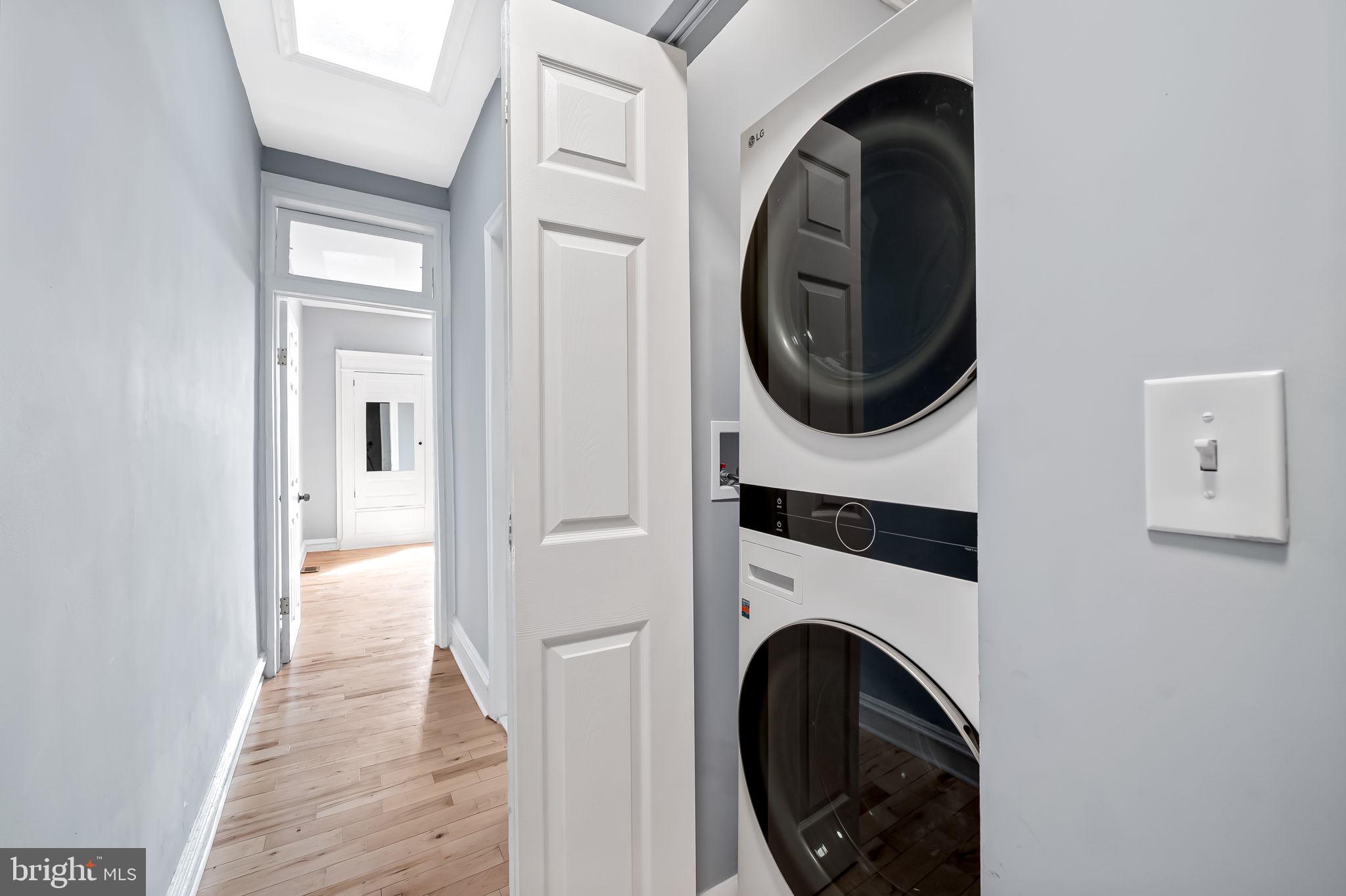 BARCLAY - Residential Lease