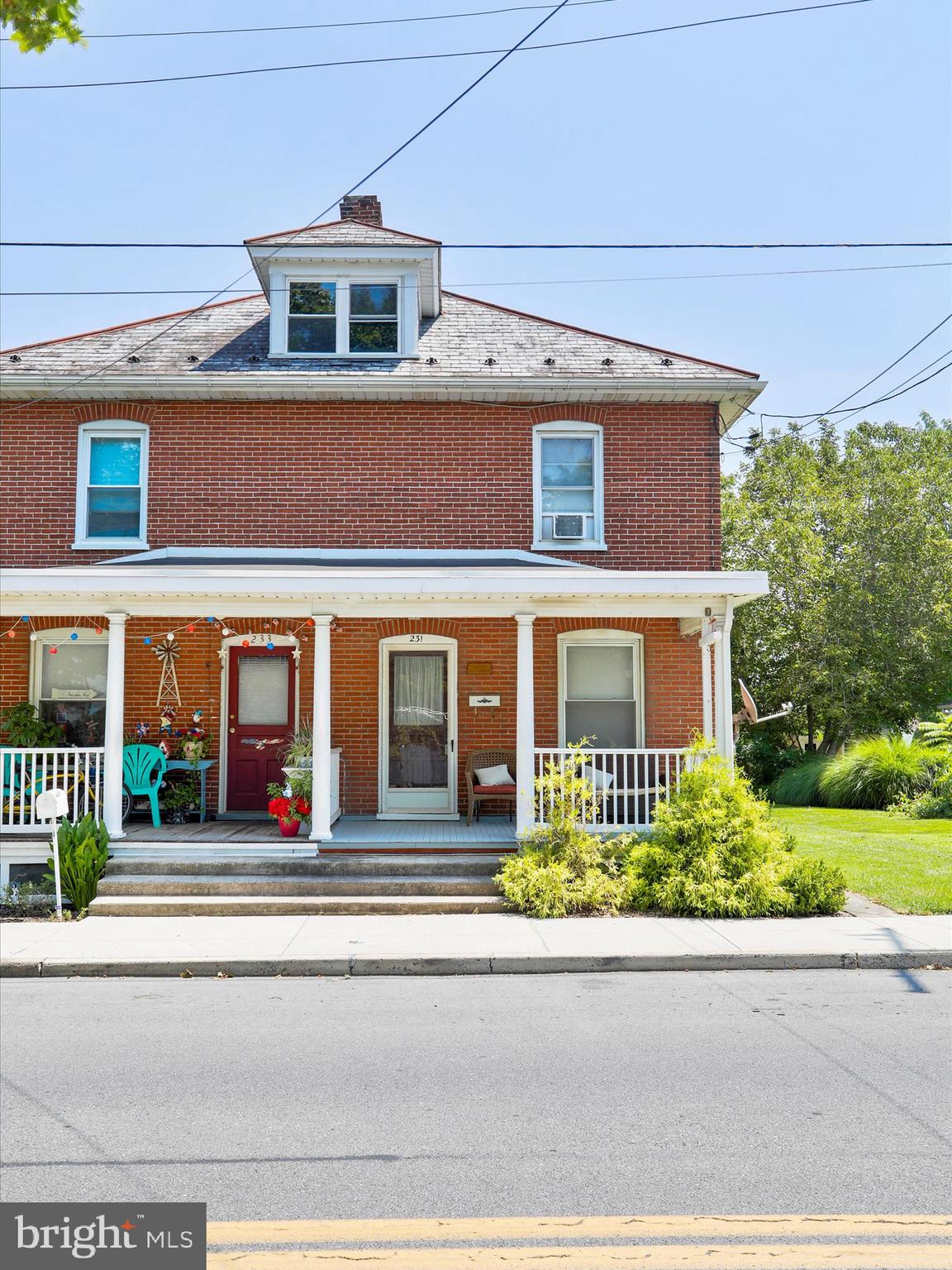 231 N N ALLISON STREET 1