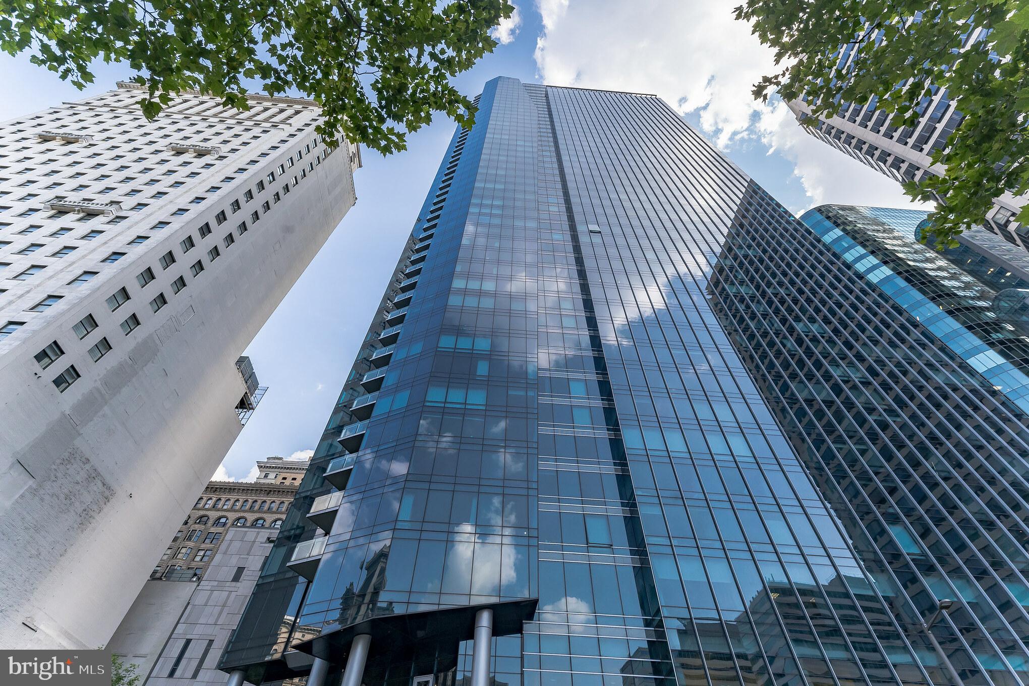 AVENUE OF THE ARTS - Residential