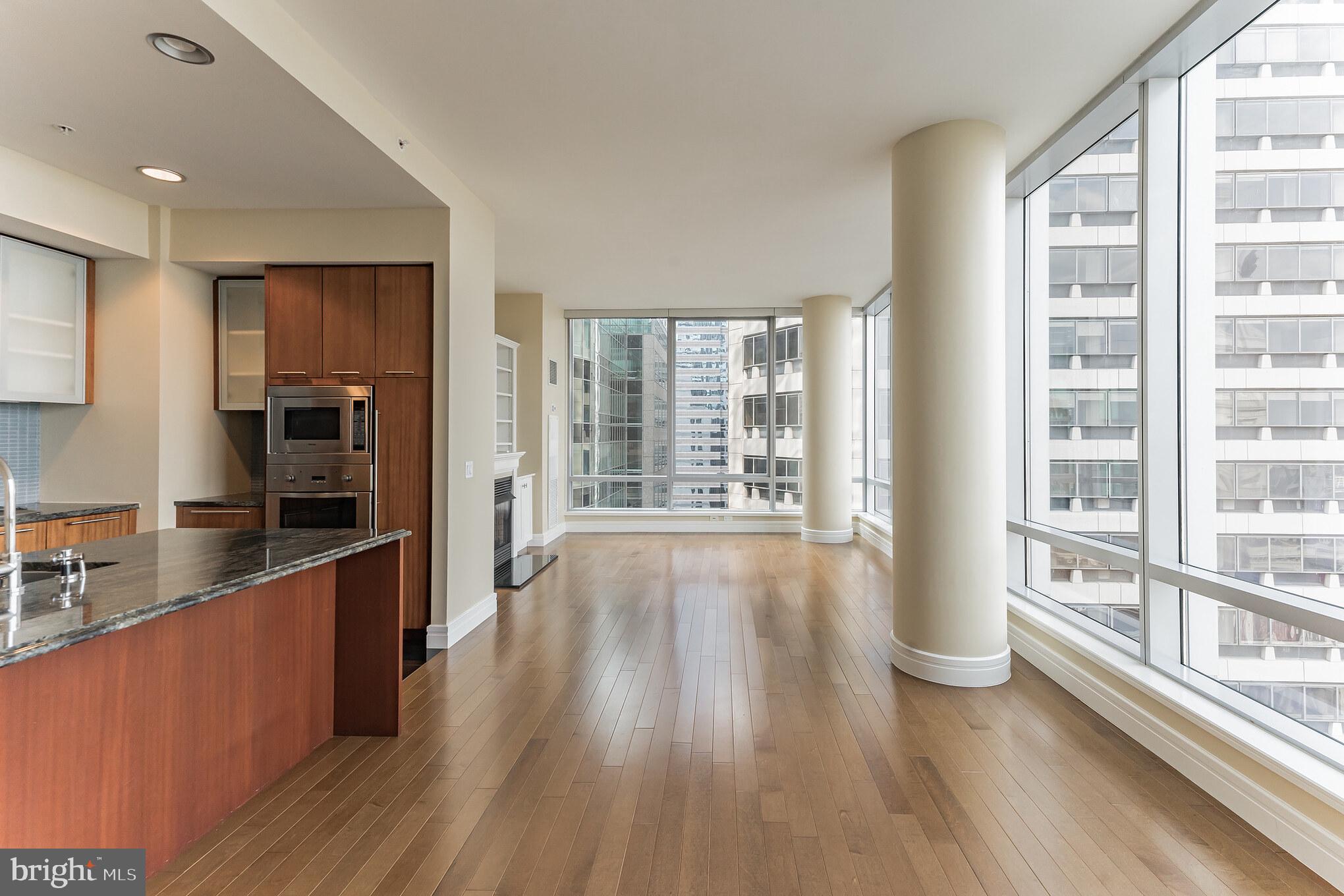 AVENUE OF THE ARTS - Residential