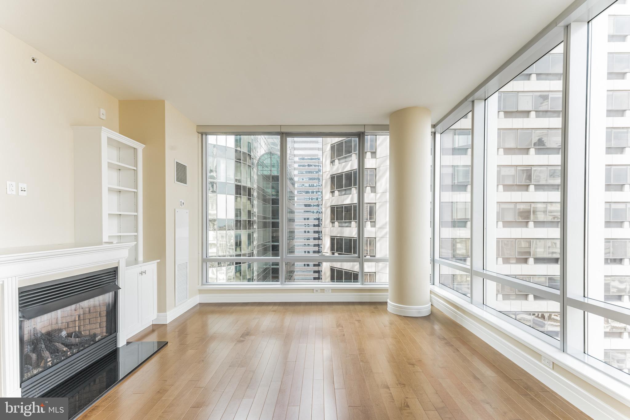 AVENUE OF THE ARTS - Residential