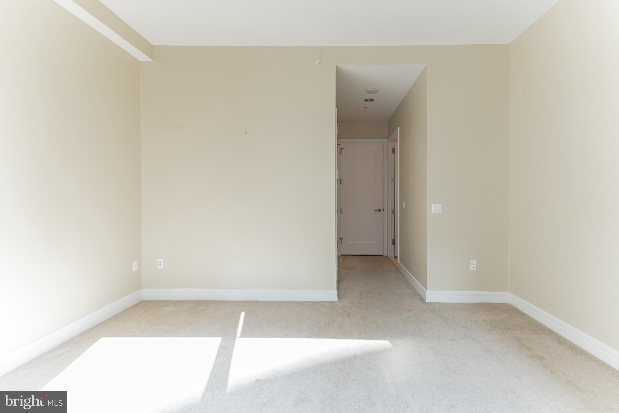 AVENUE OF THE ARTS - Residential