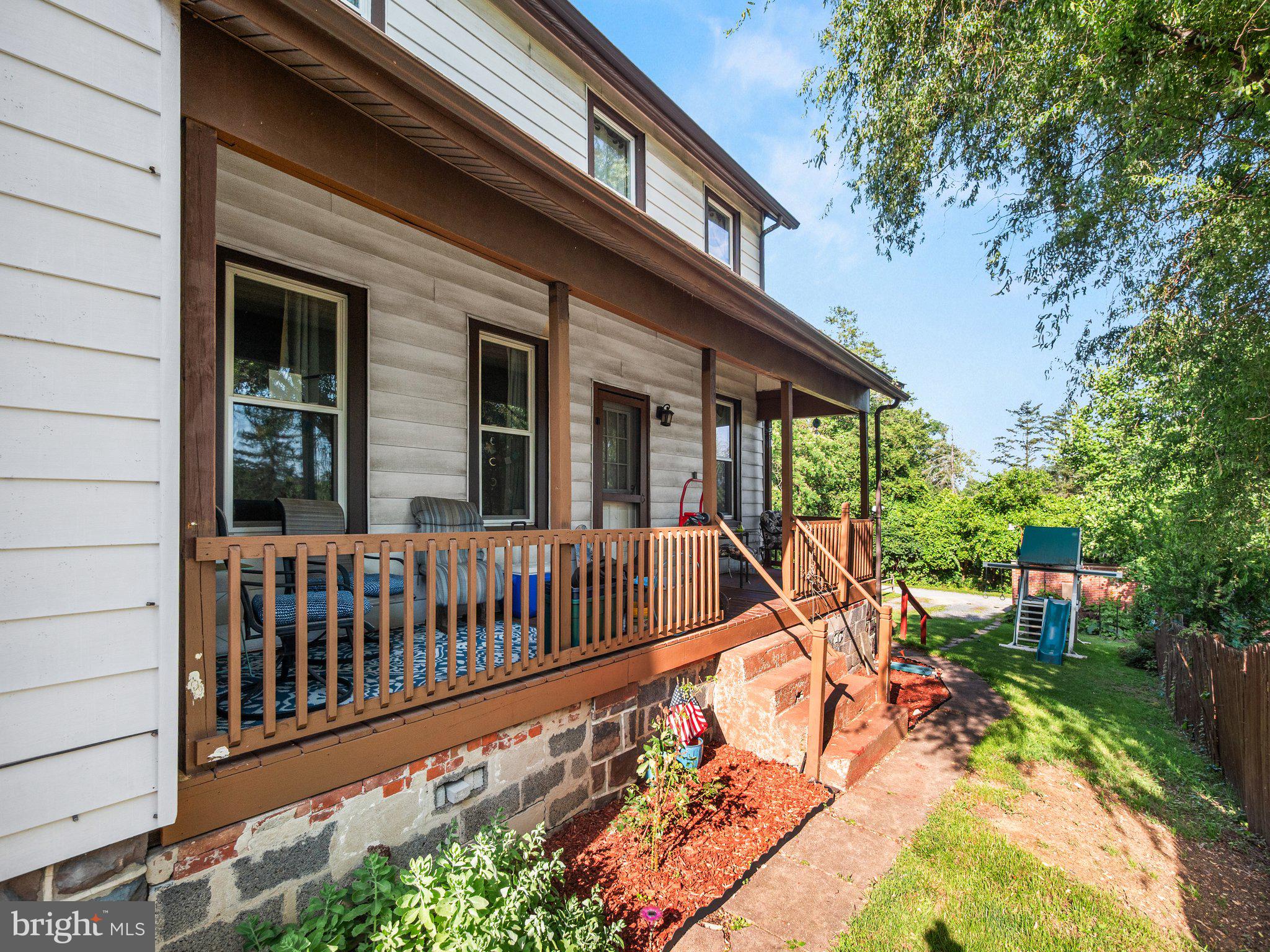 918 MORGANTOWN ROAD