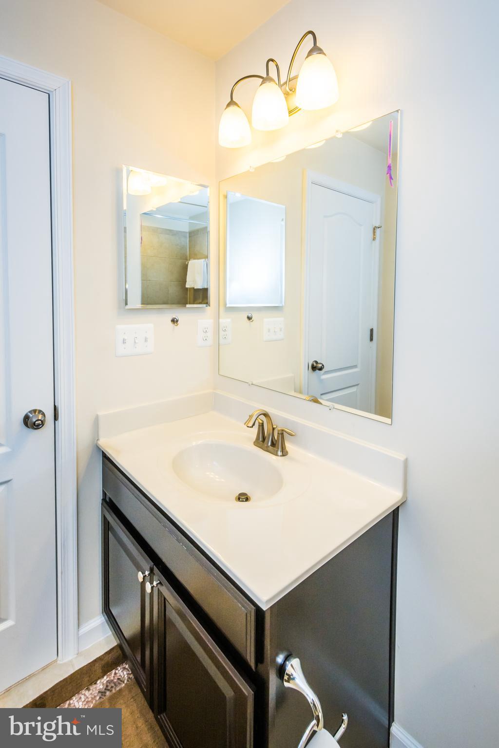 TANYARD SPRINGS - Residential