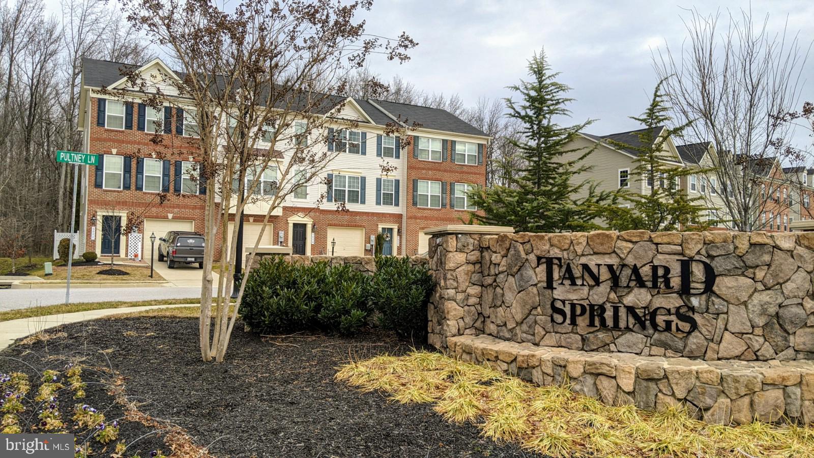 TANYARD SPRINGS - Residential